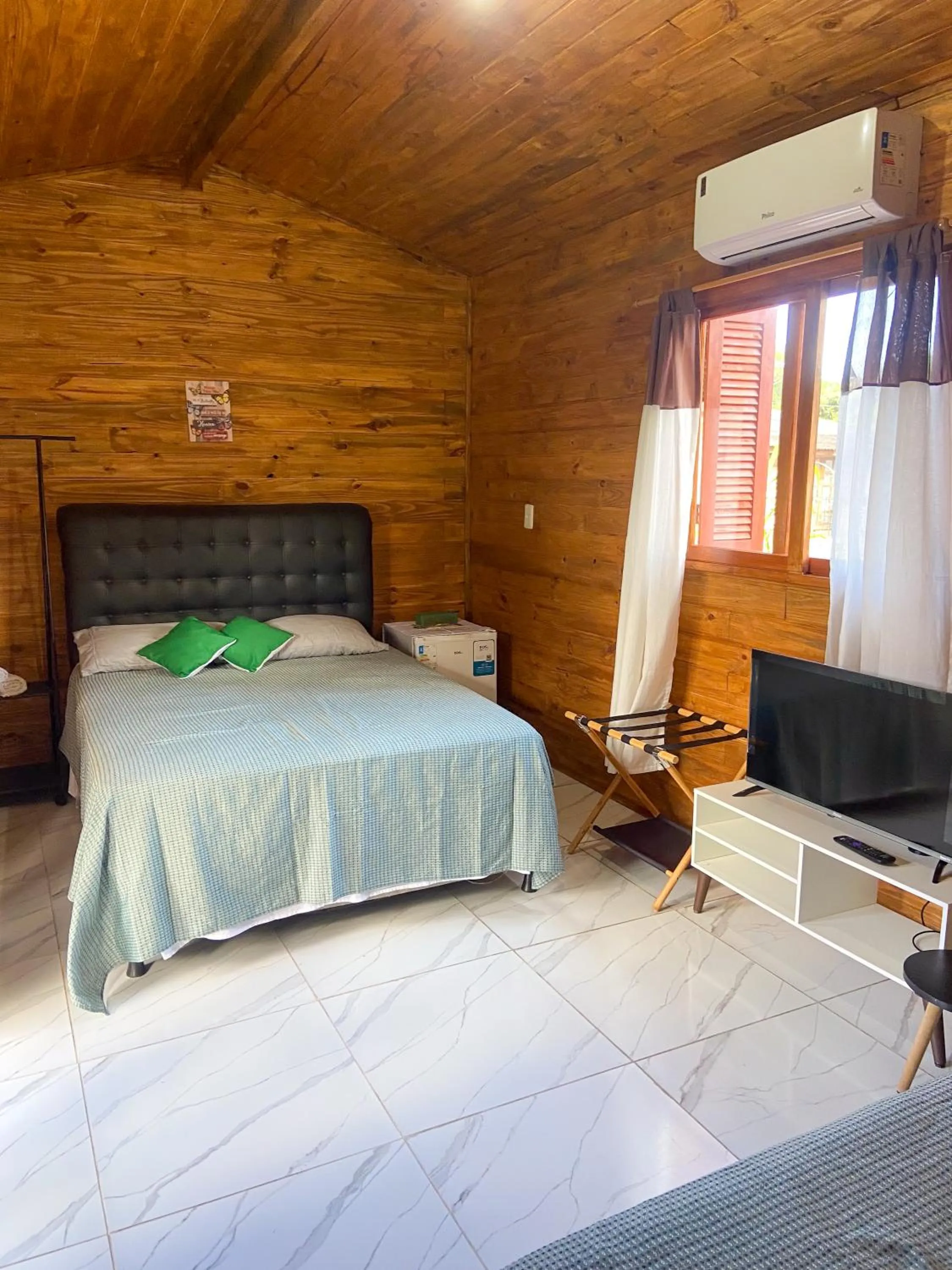 TV and multimedia, Bed in Green Mountain Pousada