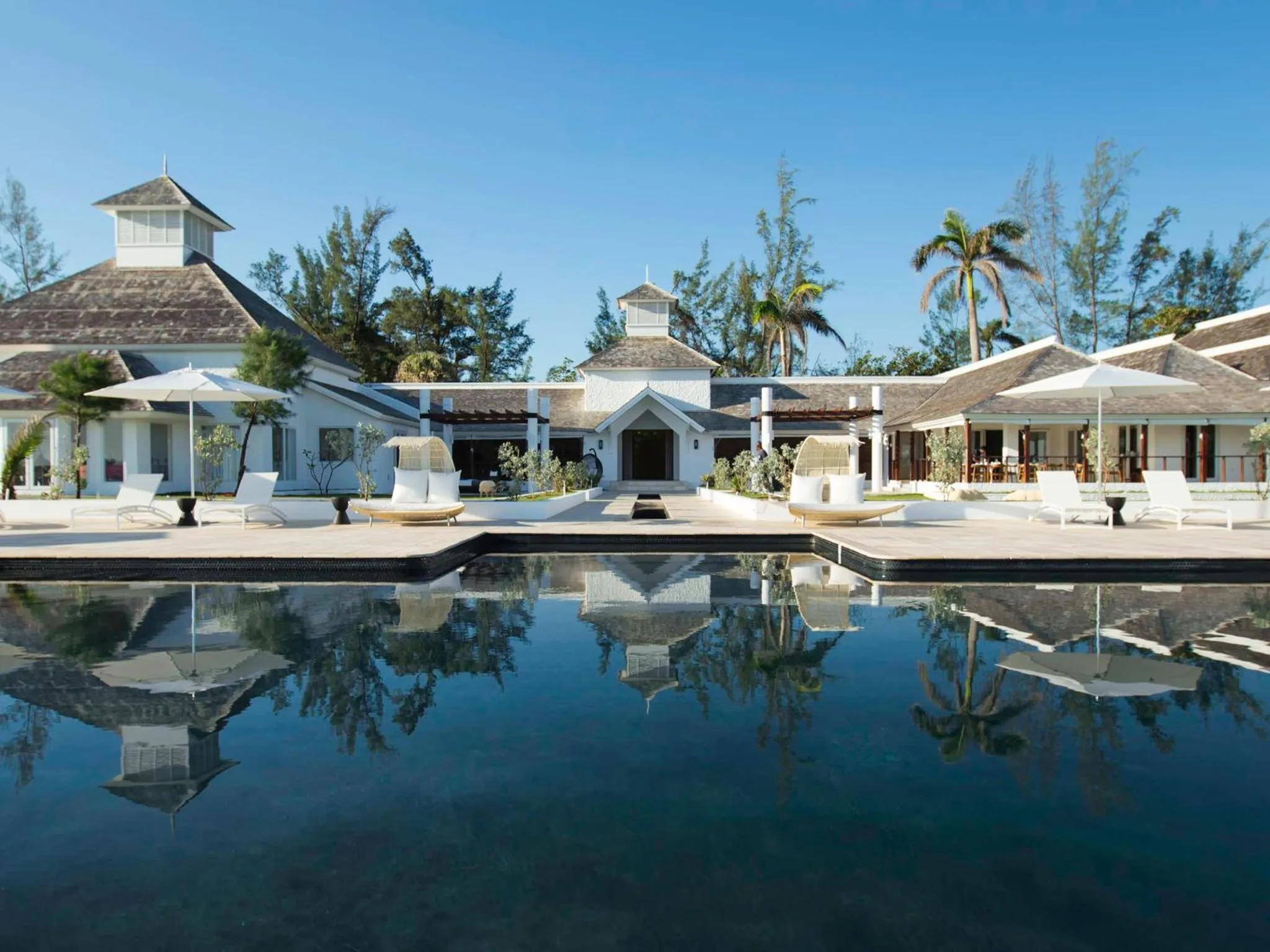 Swimming pool in The Trident Hotel