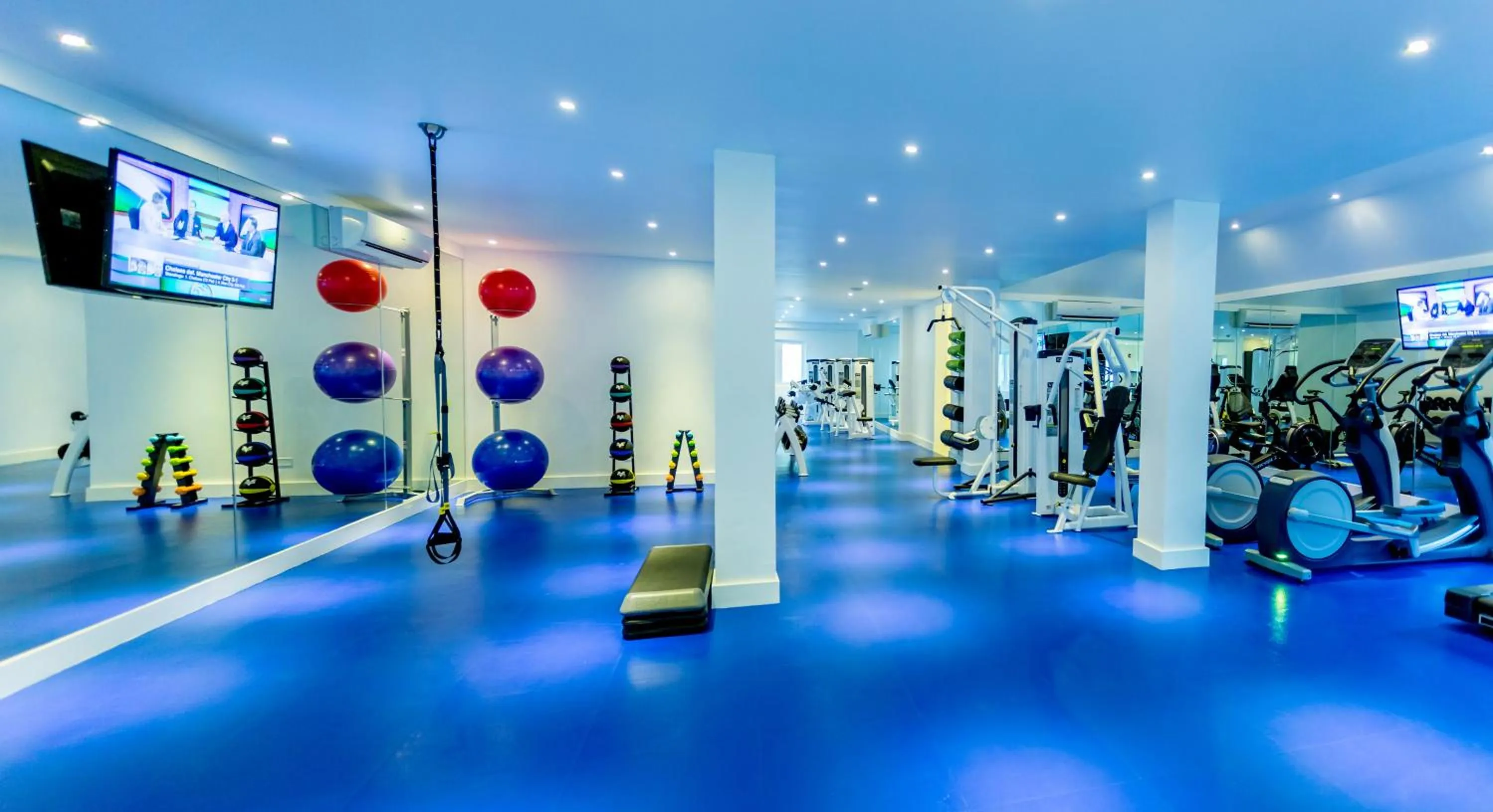 Fitness centre/facilities in The Trident Hotel