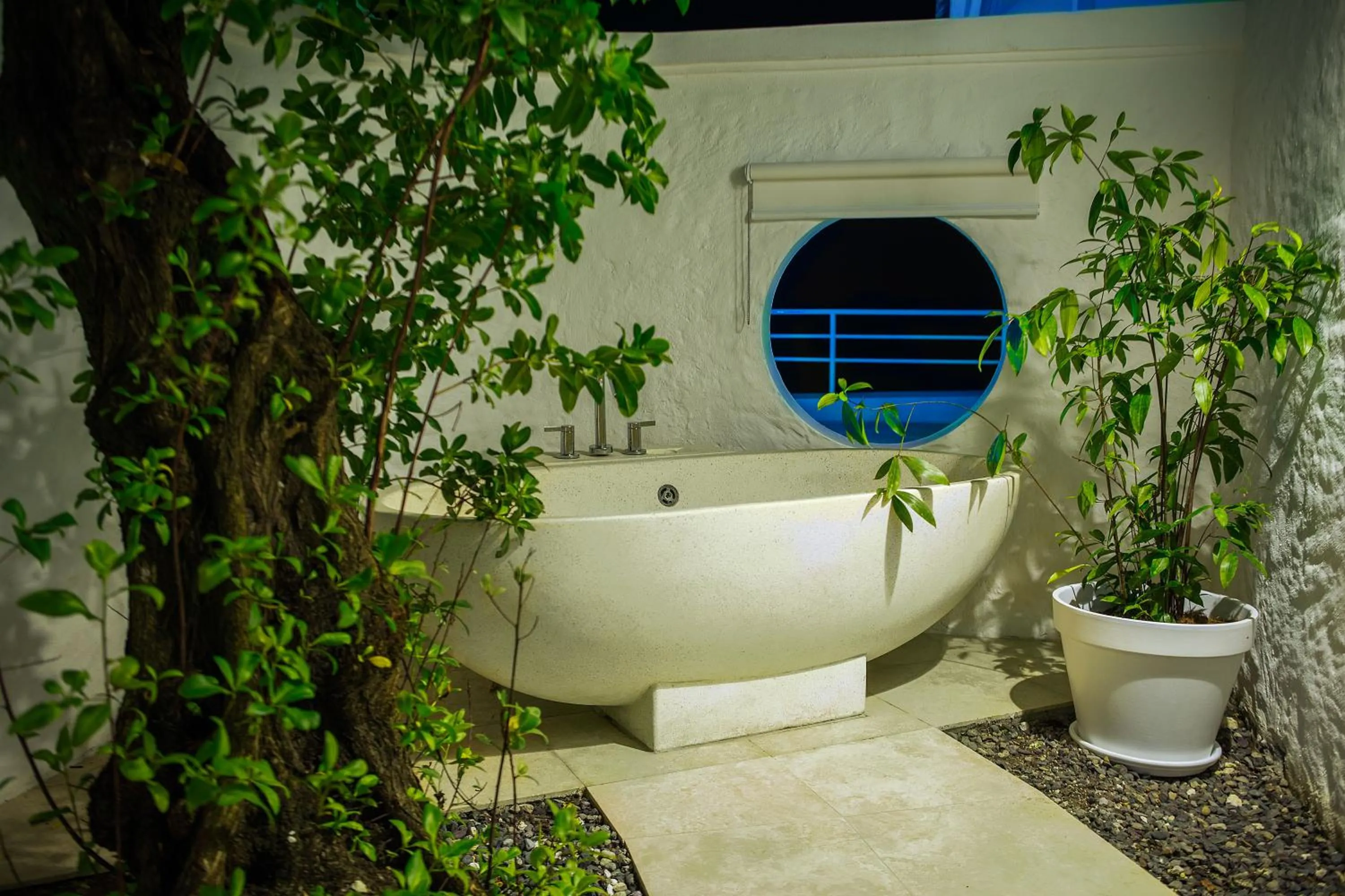 Bathroom in The Trident Hotel