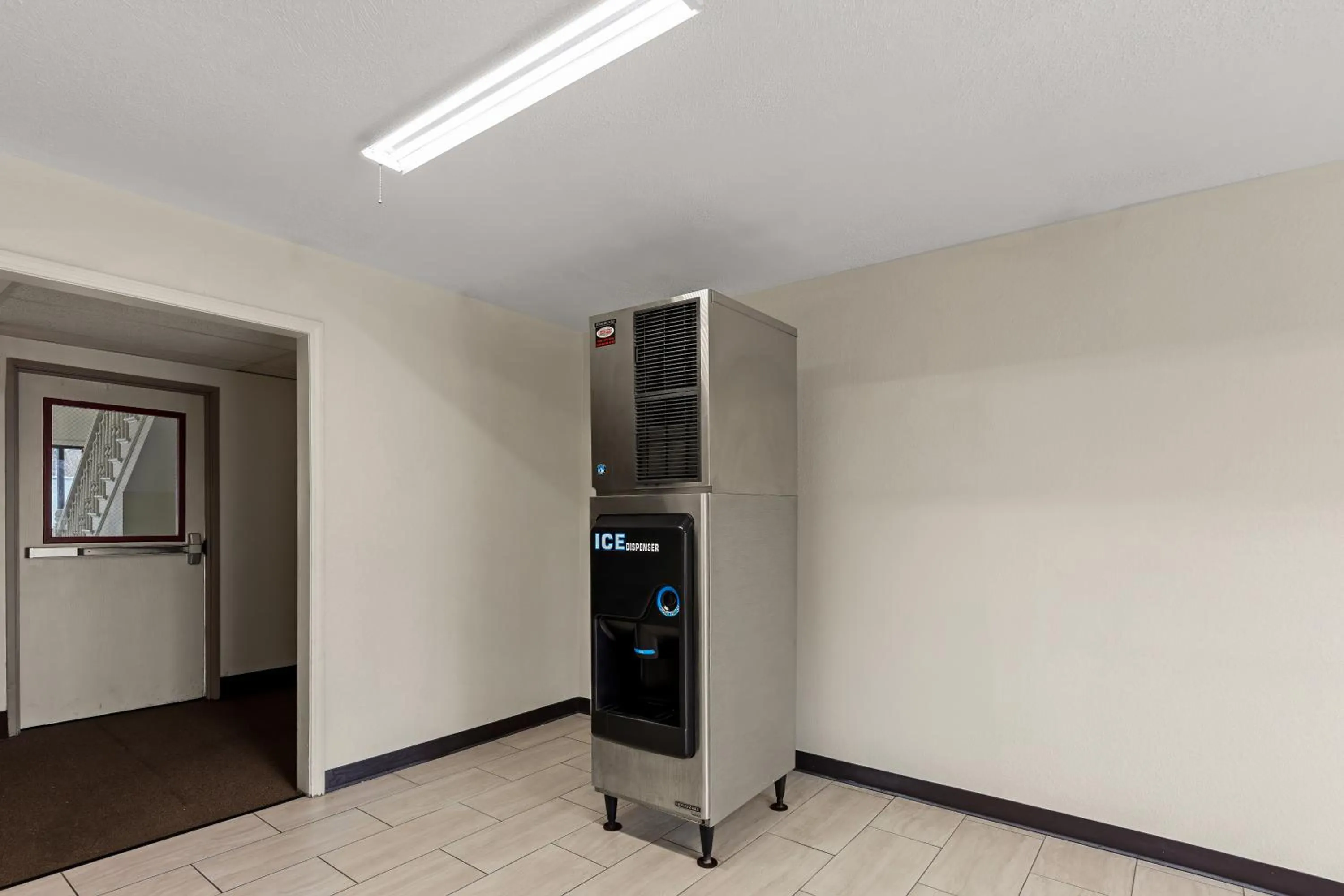 vending machine in Fairbridge Inn Caseyville