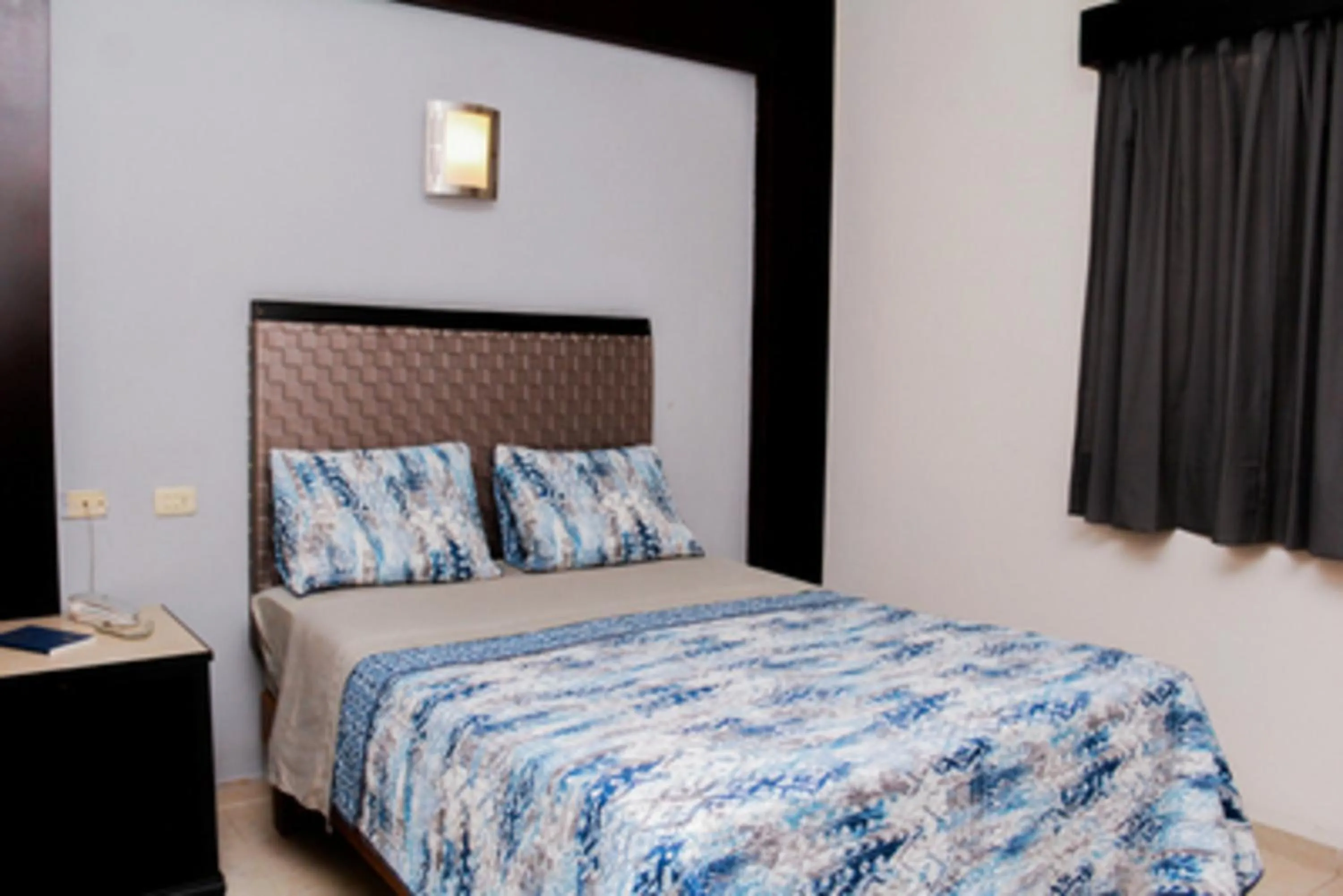 Photo of the whole room, Bed in Maxihotel Business Class Culiacan