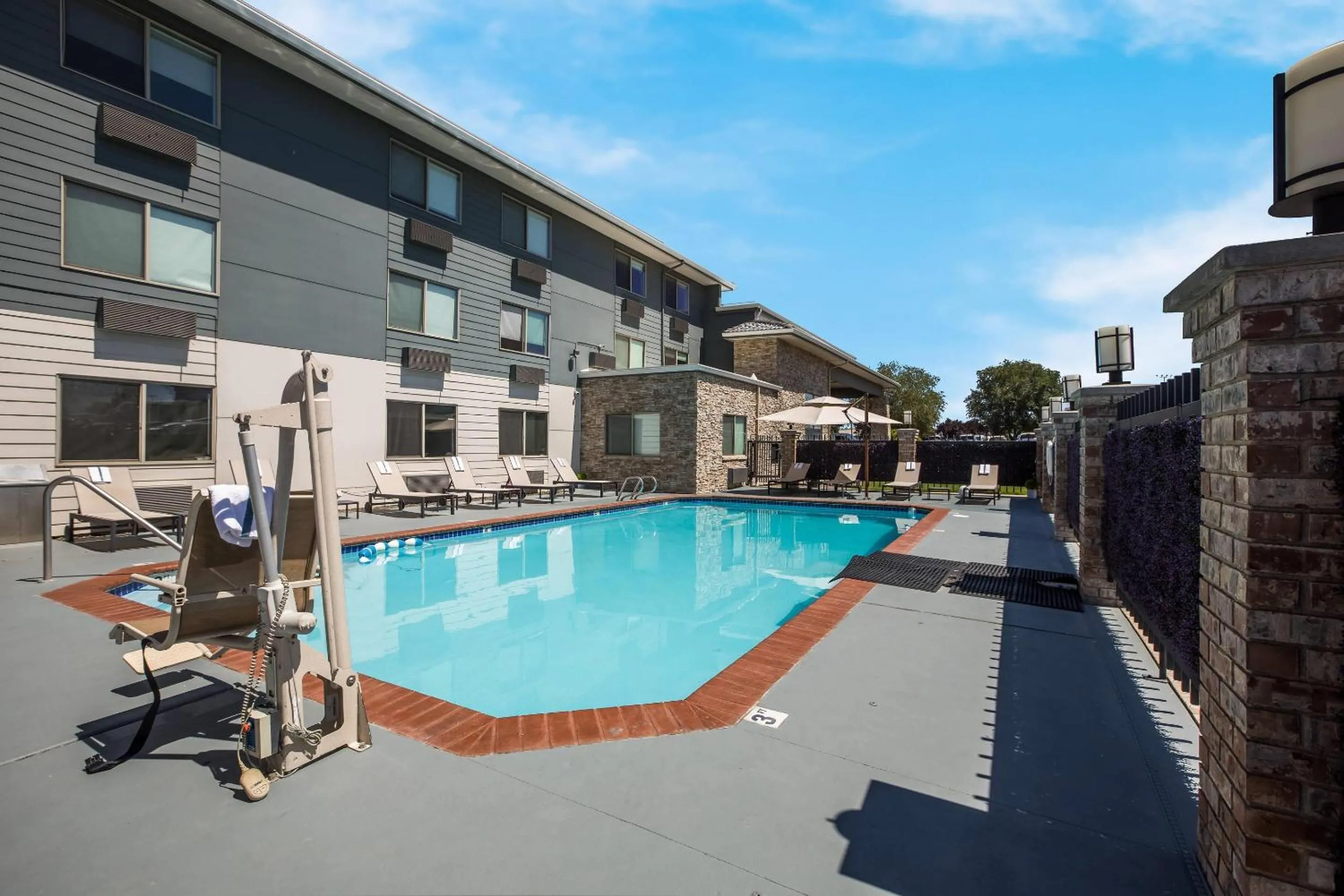 Swimming pool in Hotel 28 Boise Airport, an Ascend Collection Hotel