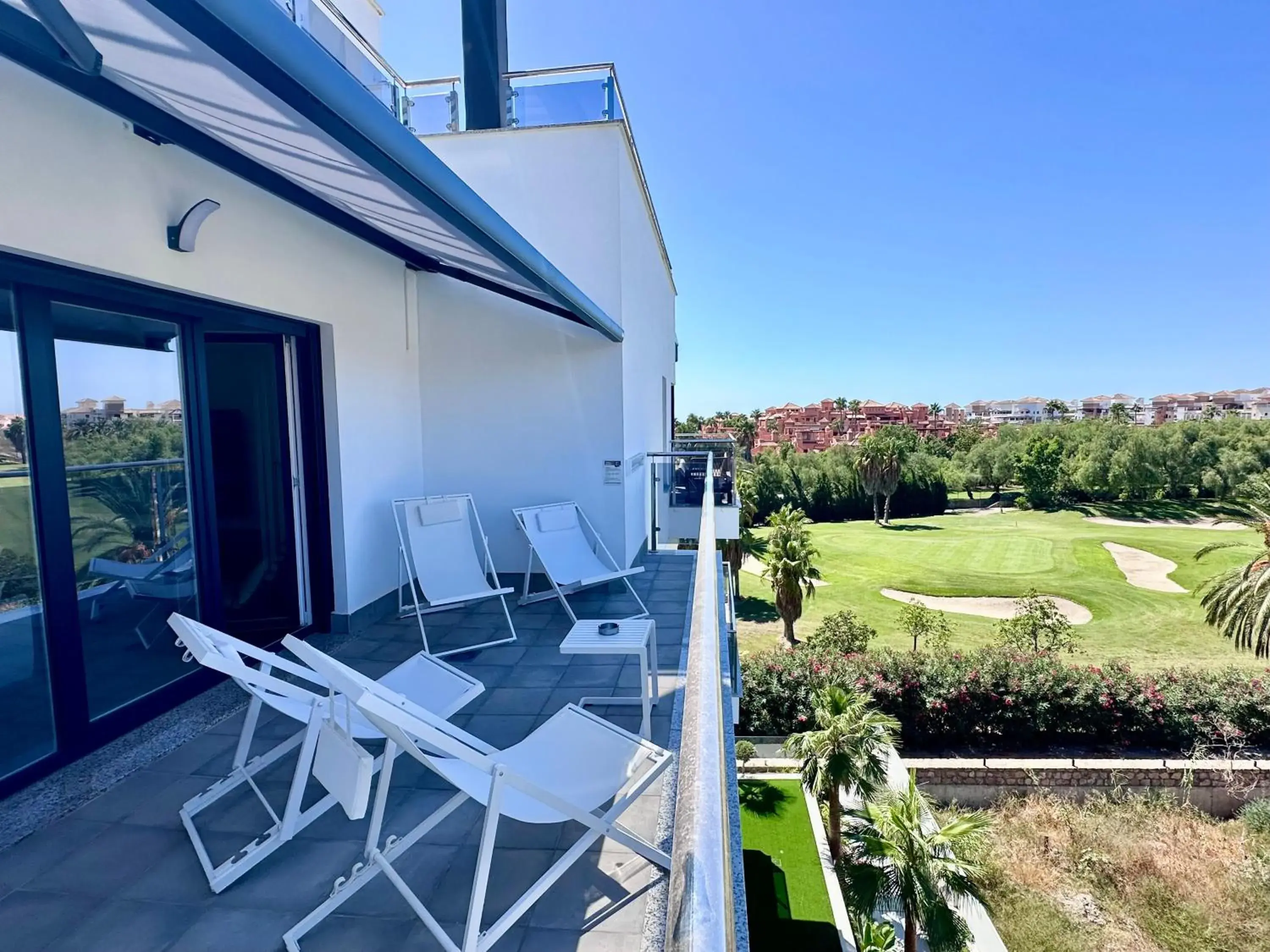 Three-Bedroom Apartment - High Floor in Playa Granada Apartamentos Moriscos II Three-Bedroom Apartment - High Floor in Playa Granada Apartamentos Moriscos II