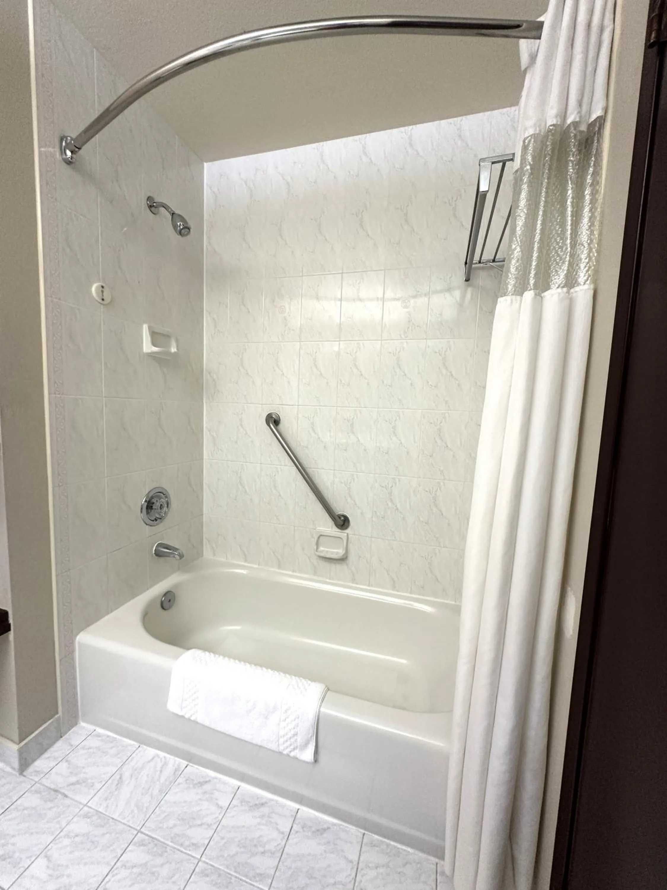 Shower in Sojourn Suites Portland Airport