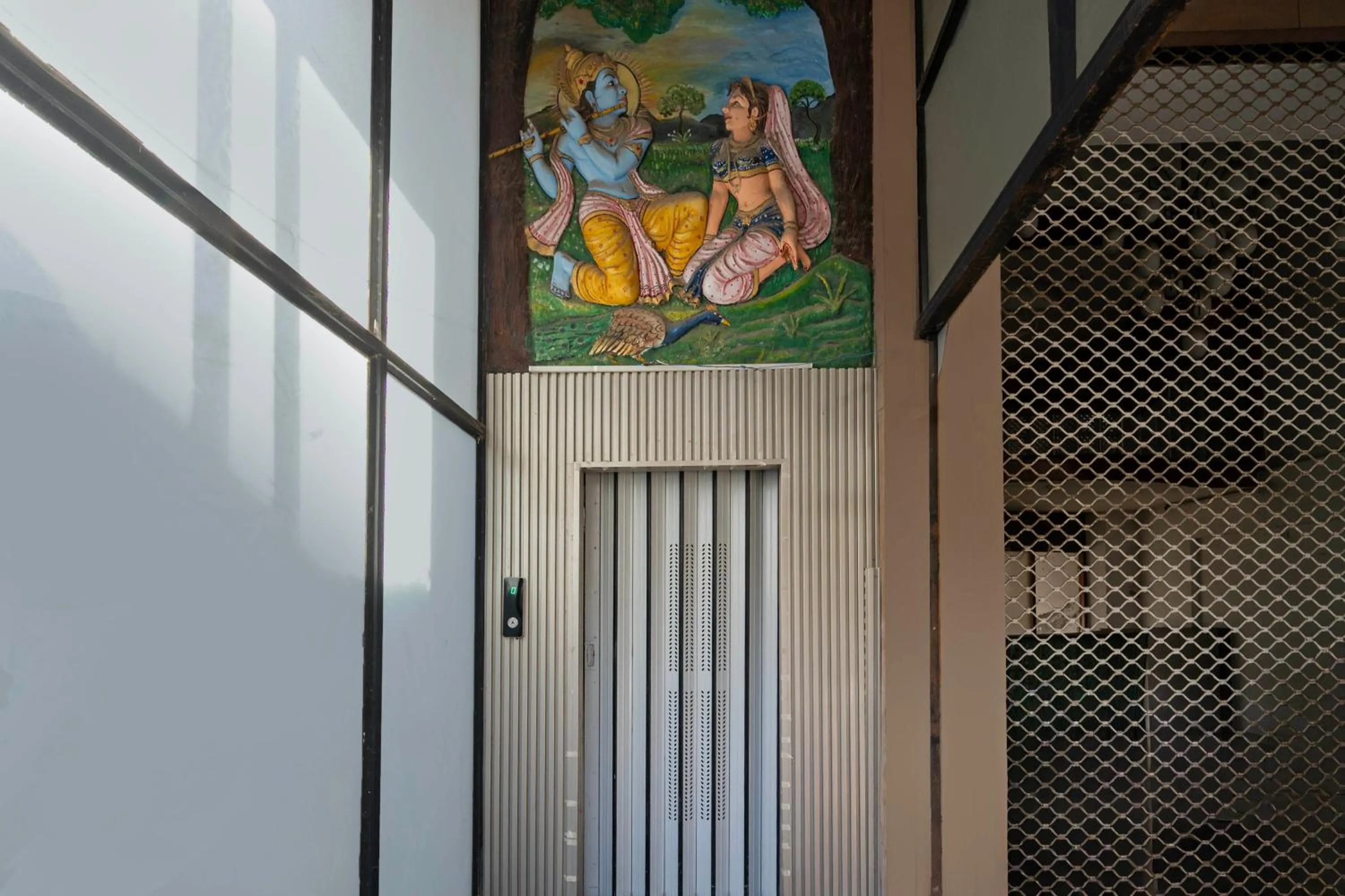 elevator in Treebo Shree Krishna Palace