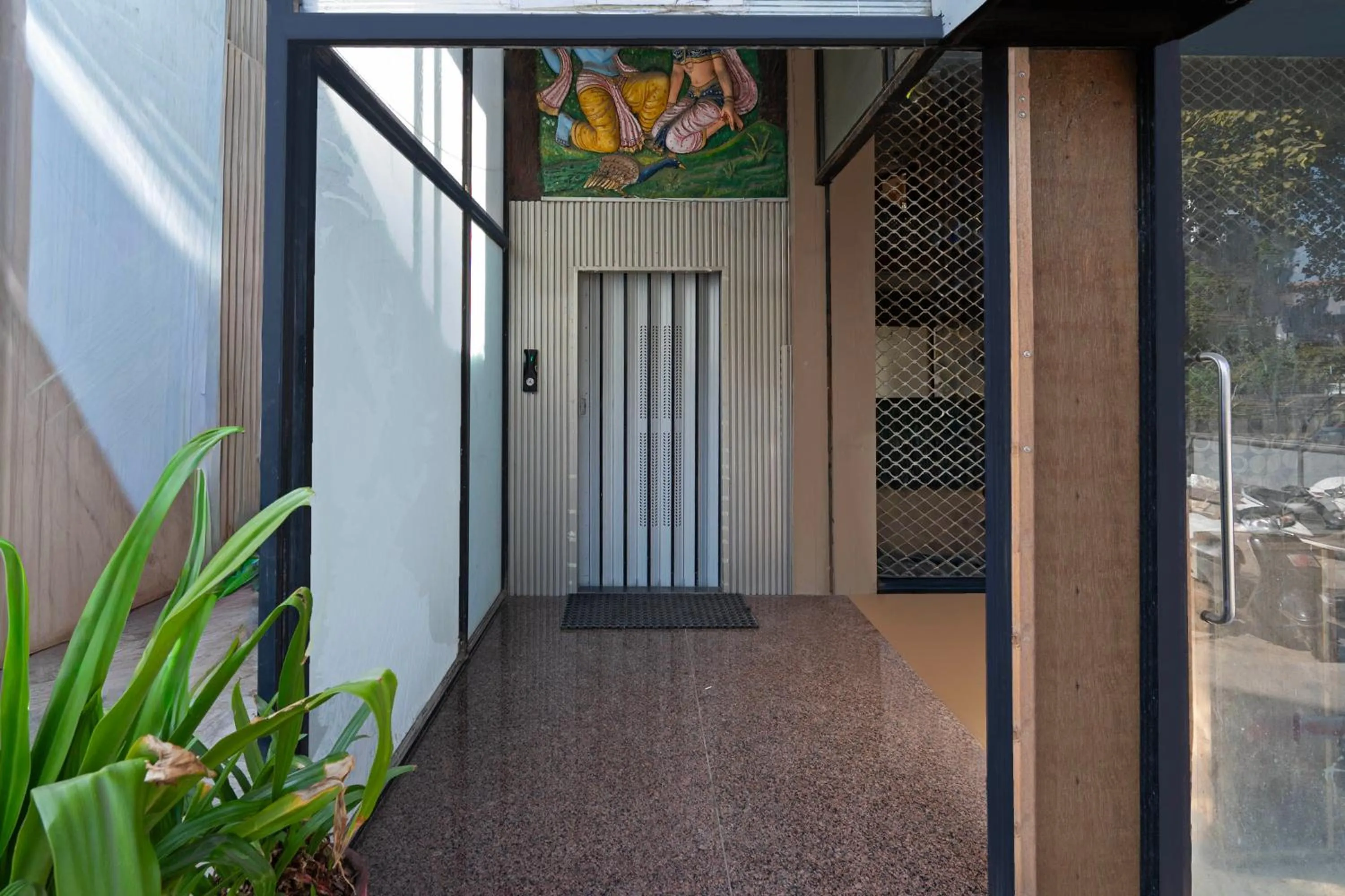 elevator in Treebo Shree Krishna Palace