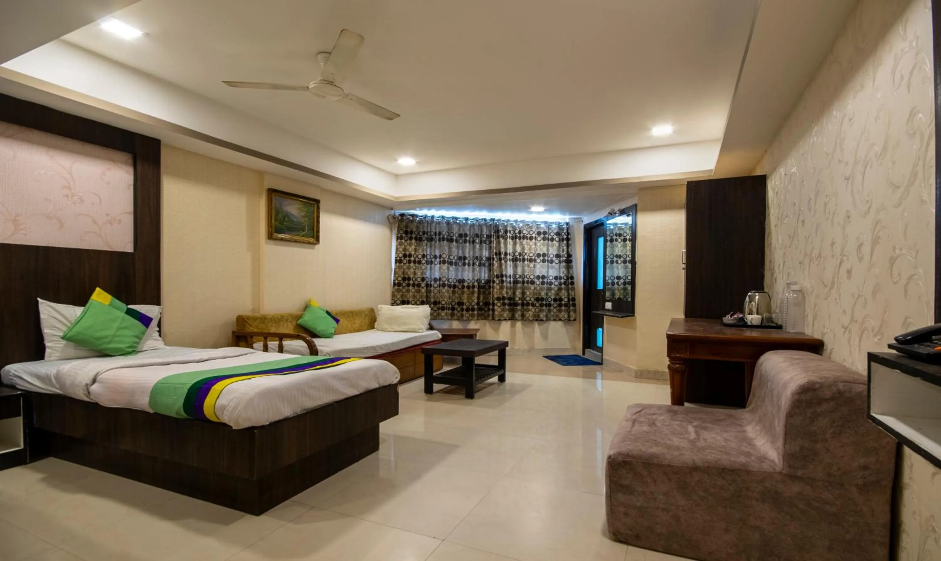 Bed in Itsy Hotels Shree Krishna Palace