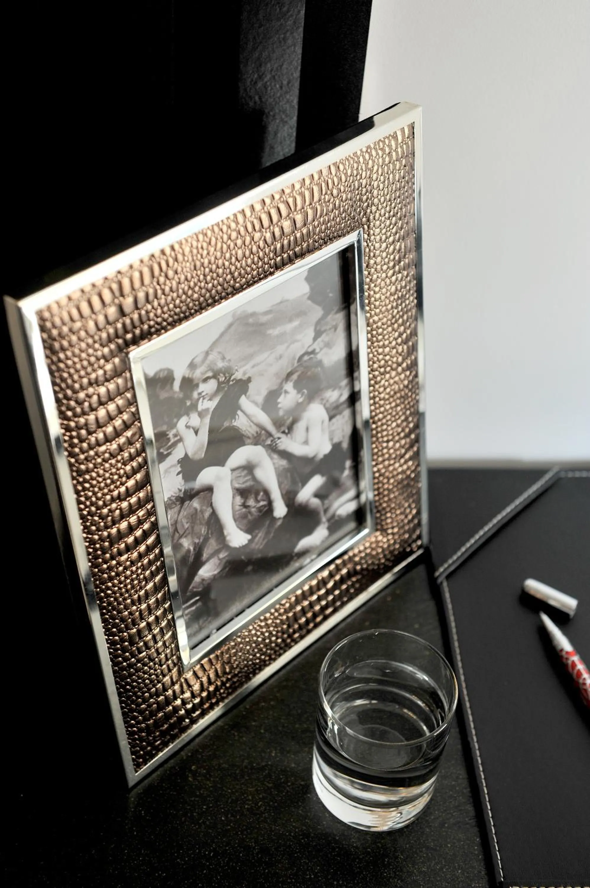 Decorative detail in Hôtel La Villa Cannes