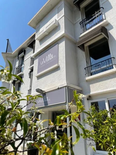 Property building in Hôtel La Villa Cannes