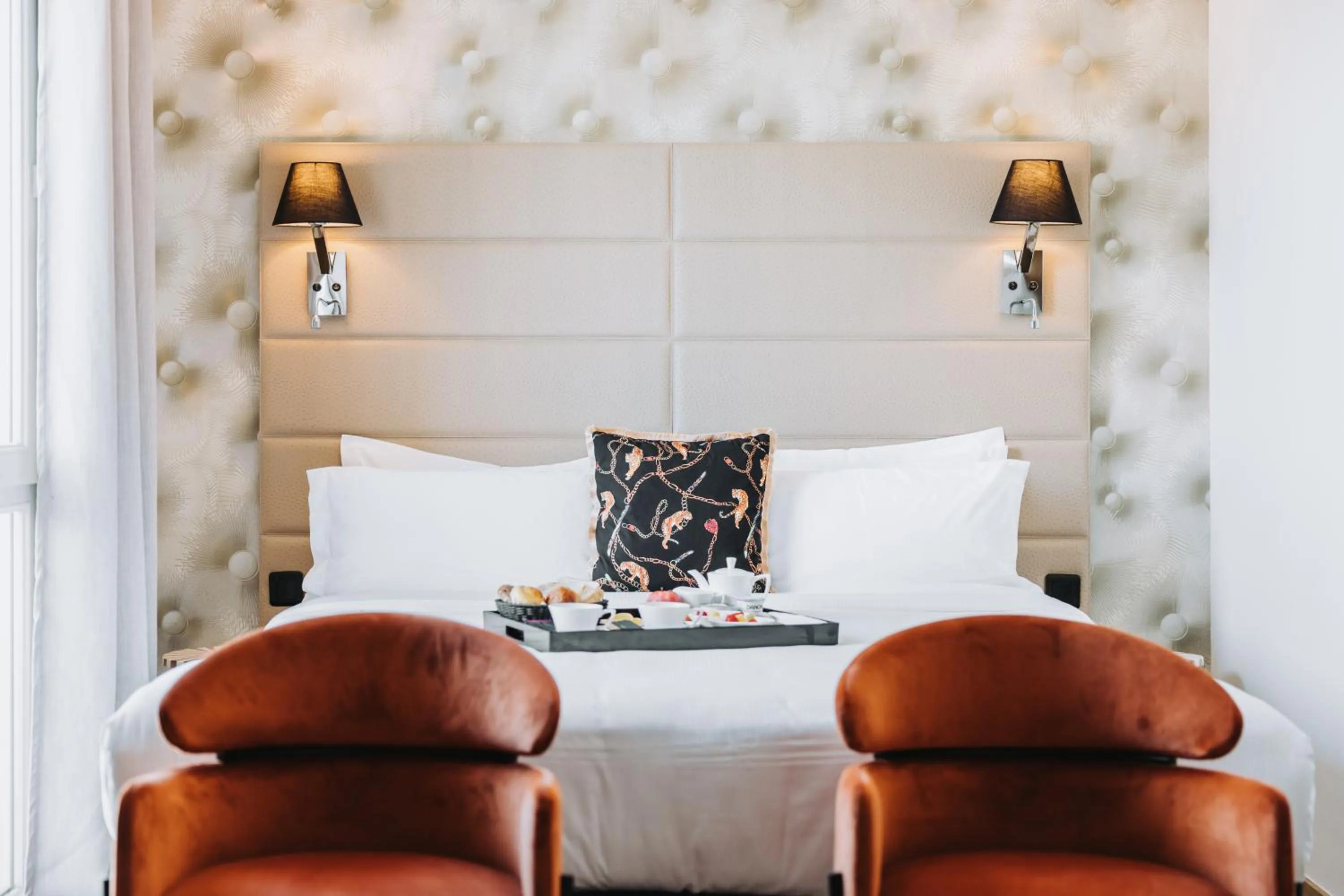 Bedroom, Bed in Hôtel La Villa Cannes