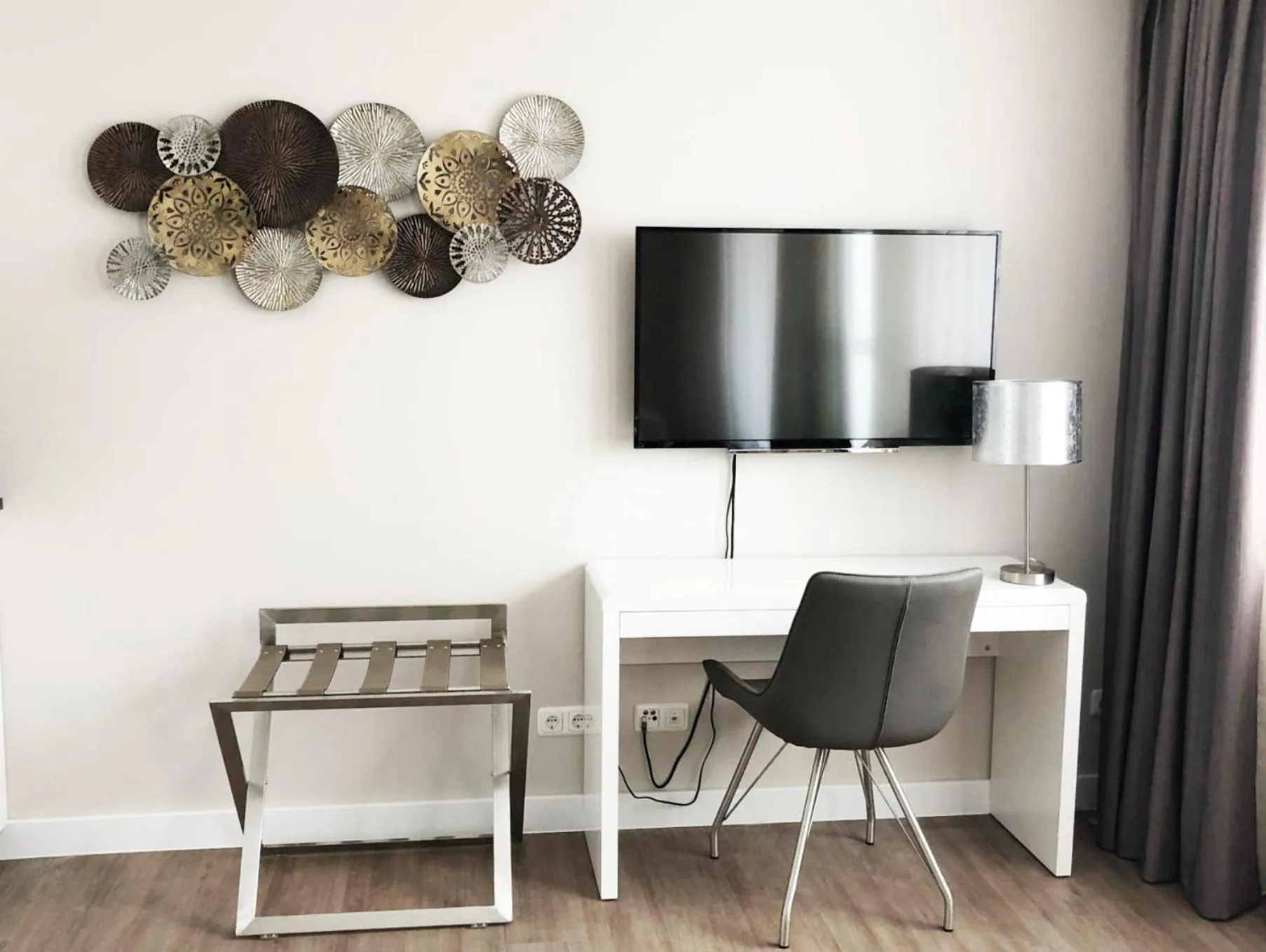 TV and multimedia in TH39 Trend Hotel