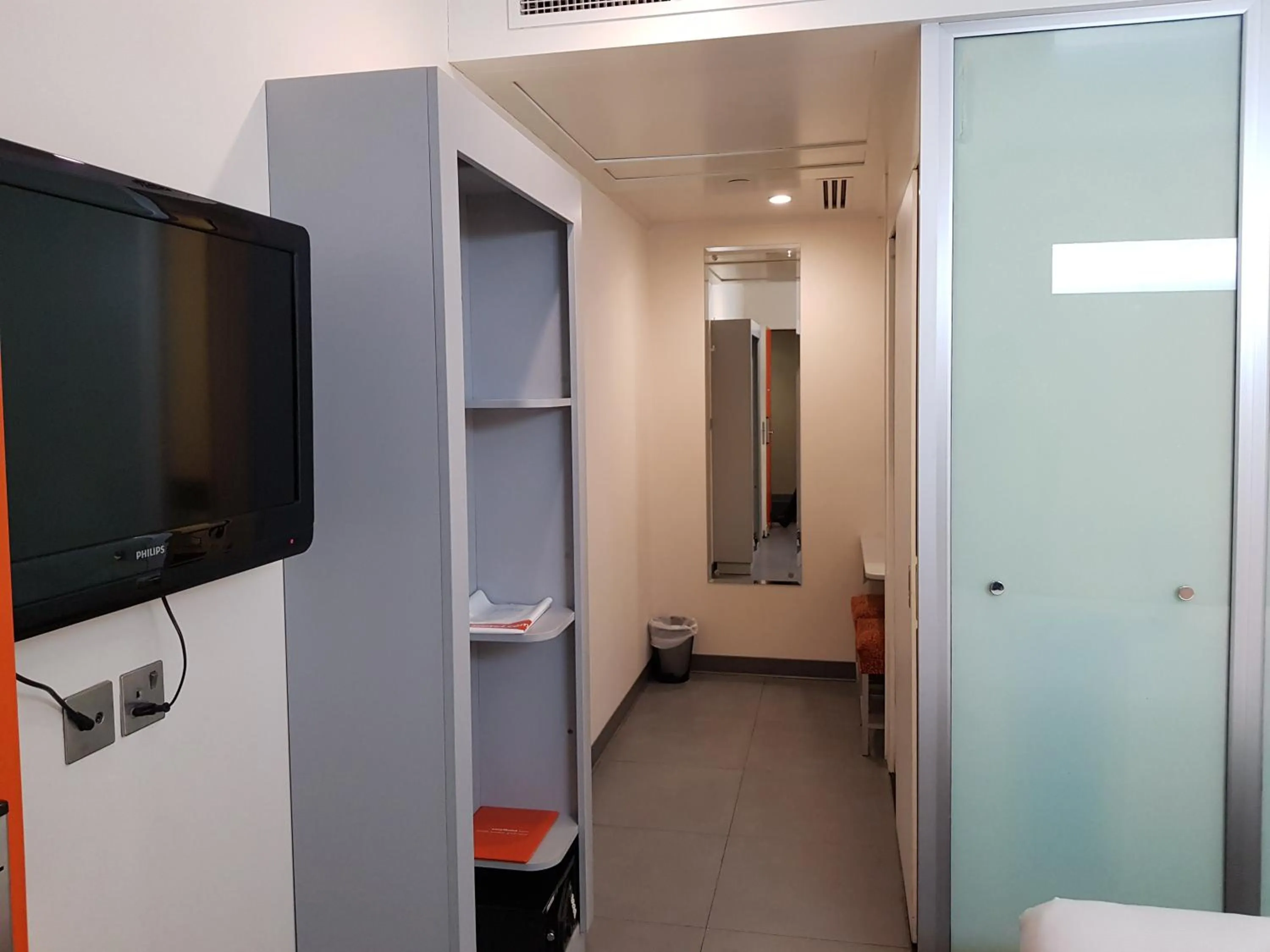 Bedroom in JOIN INN HOTEL Jebel Ali, Dubai - Formerly easyHotel Jebel Ali