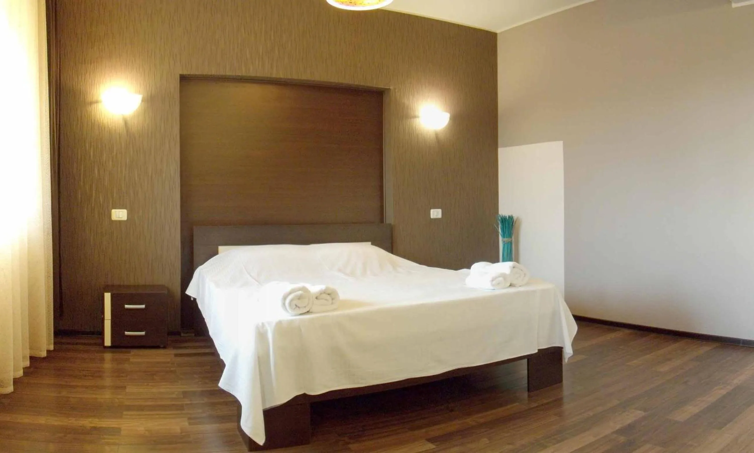 Bedroom, Bed in Summerland Mamaia
