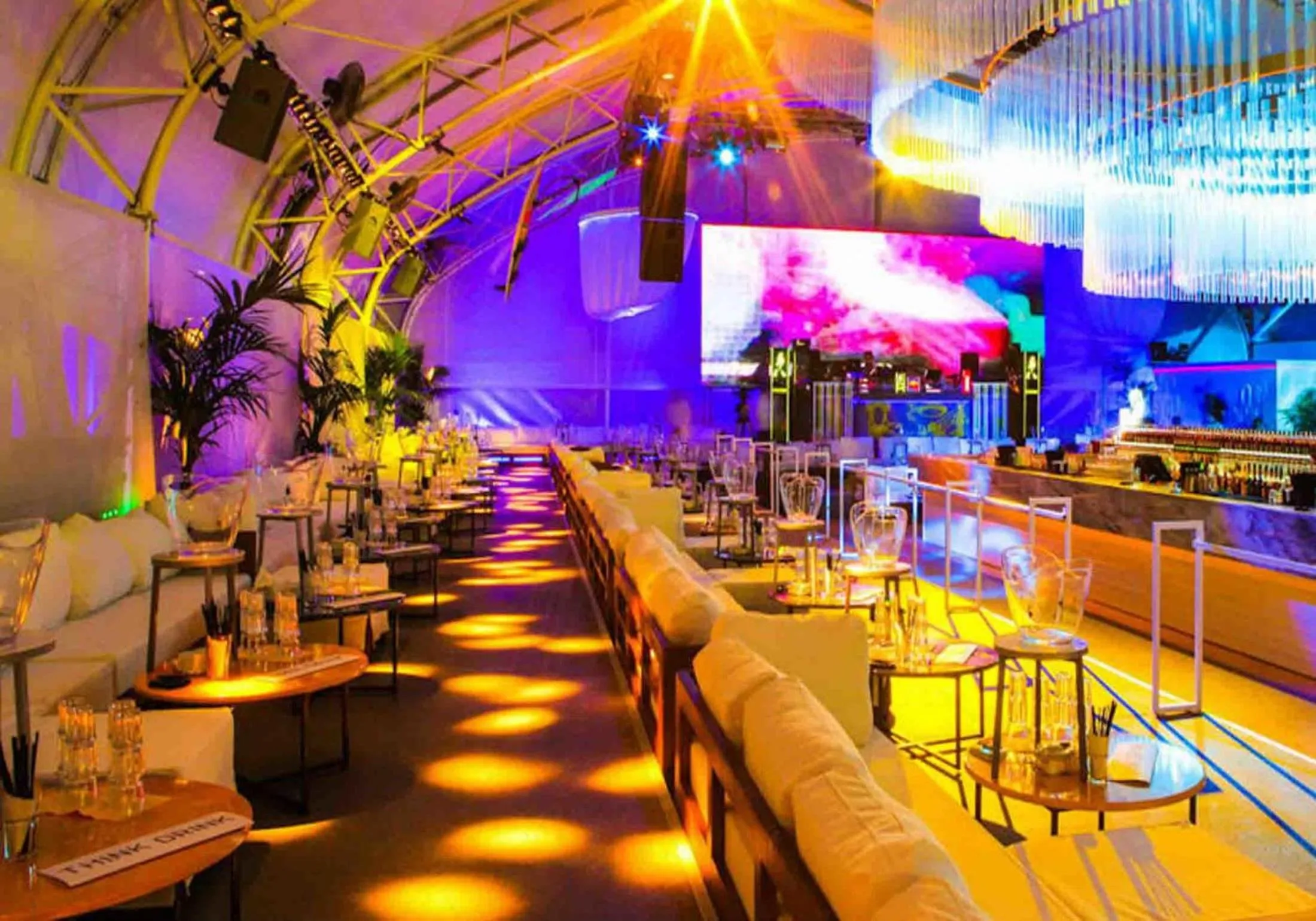 Nightclub / DJ in Summerland Mamaia