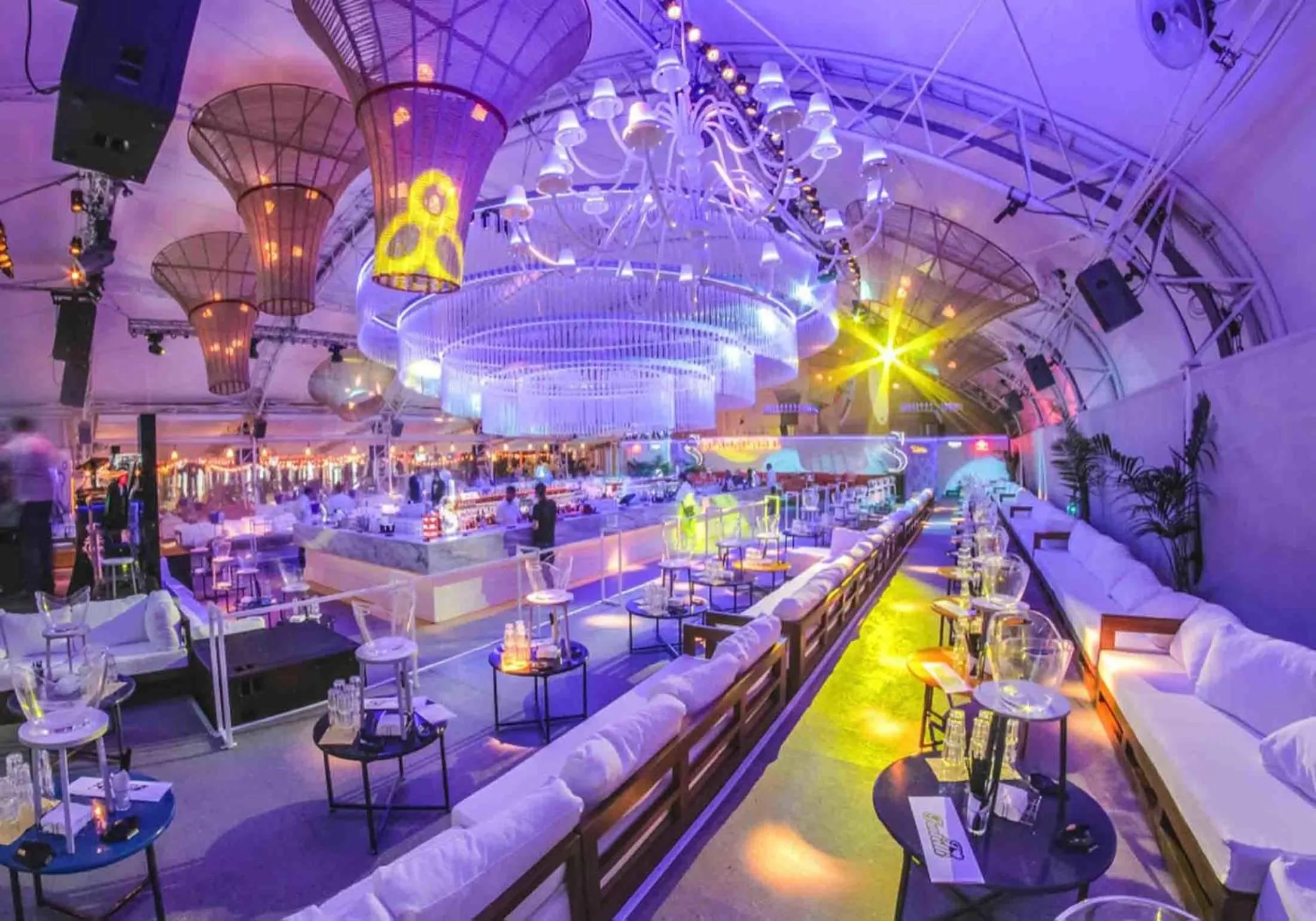 Nightclub / DJ in Summerland Mamaia