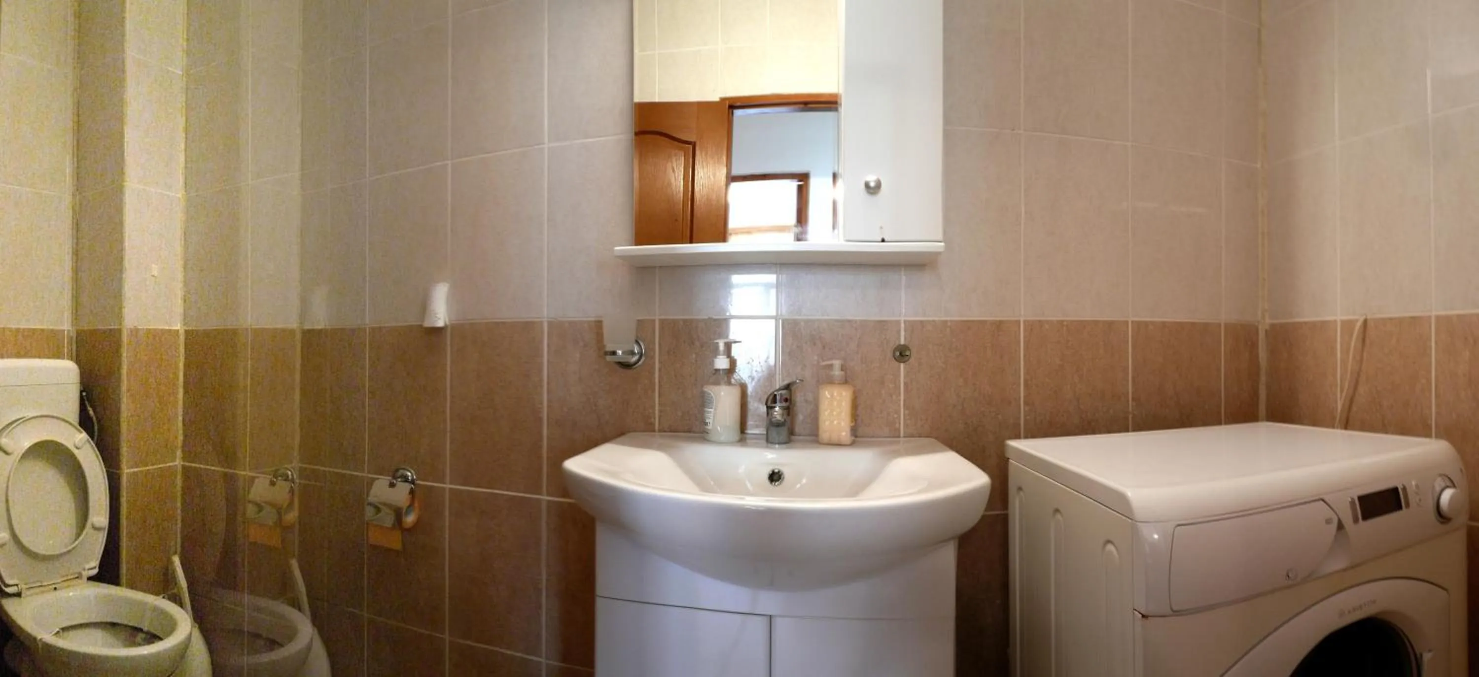 Bathroom in Summerland Mamaia