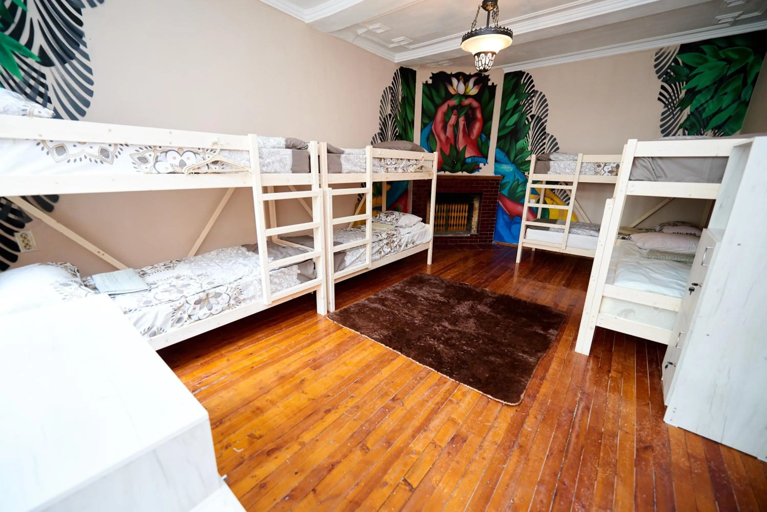 bunk bed, Bed in Wanderlust Hostel