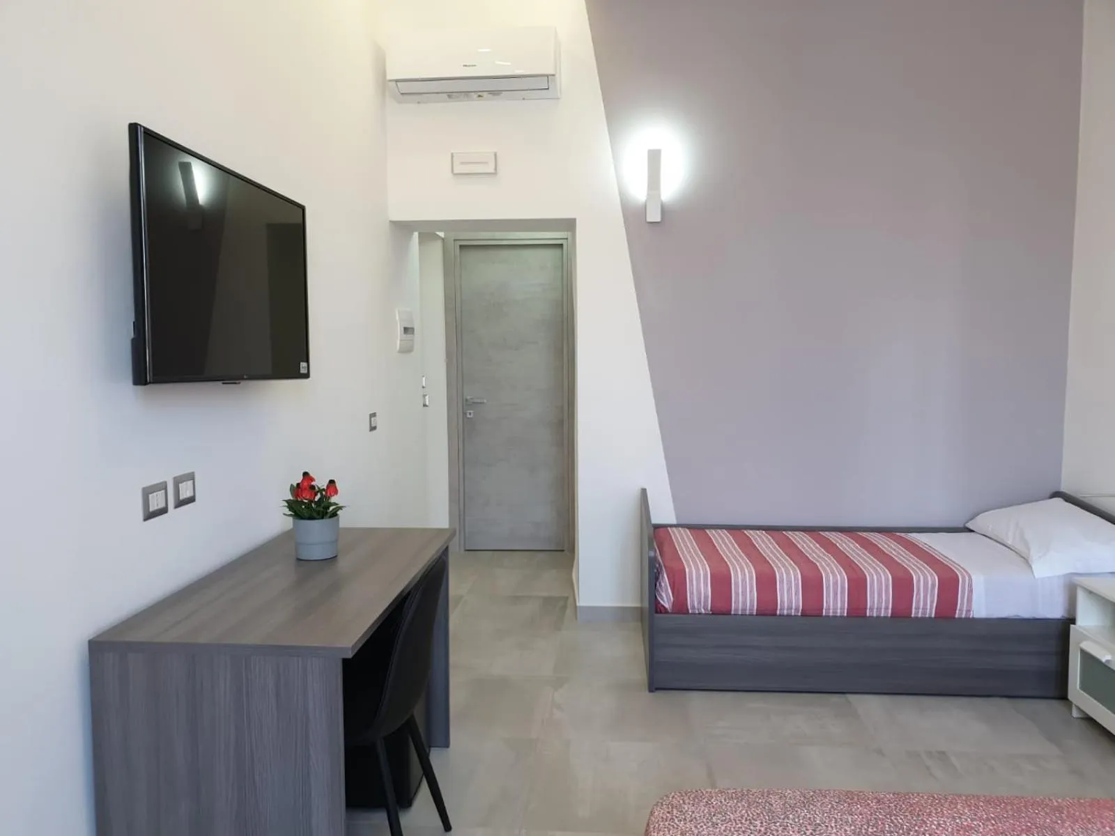 Bedroom, Bed in Bayard101