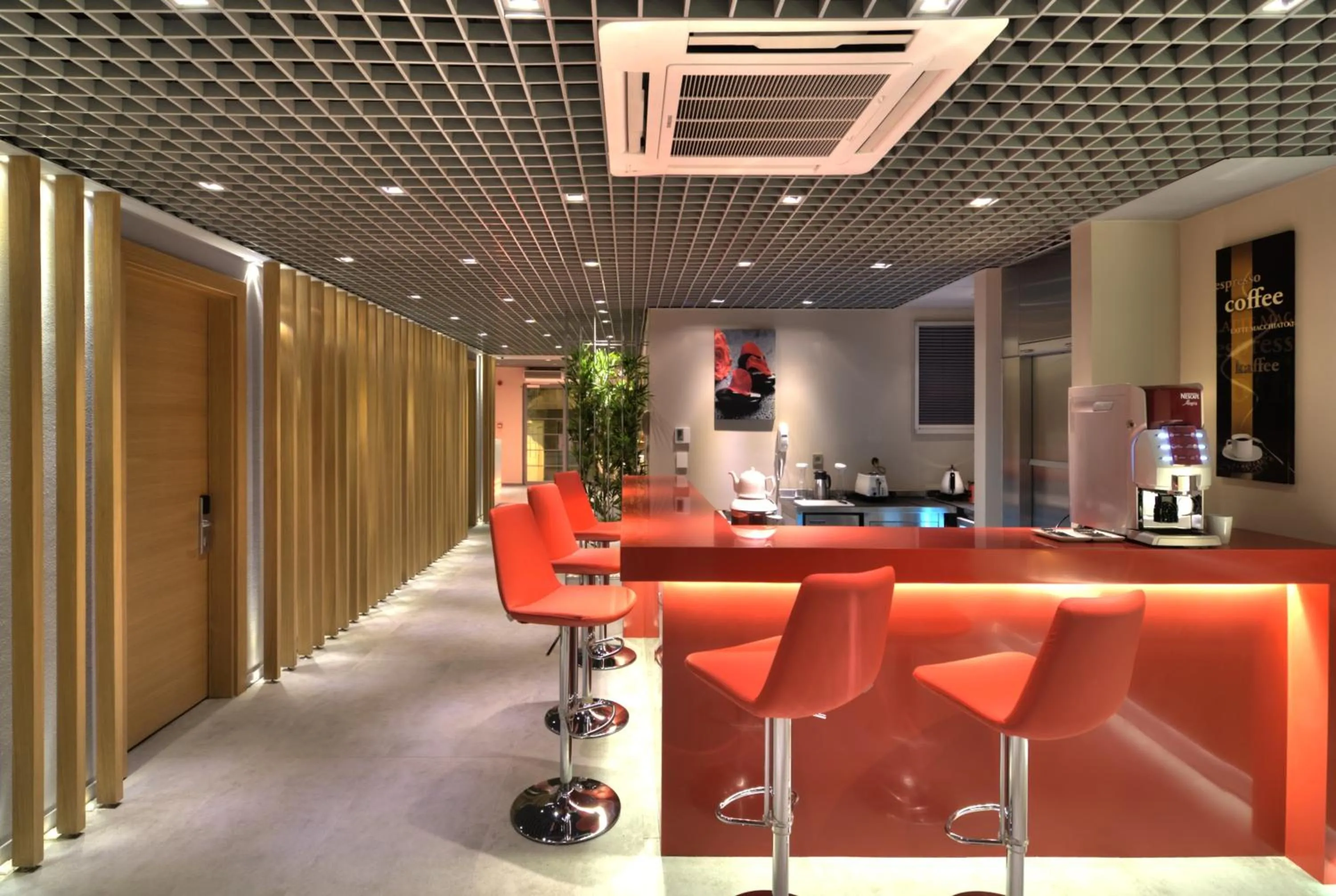 Restaurant/places to eat in Endless Suites Taksim