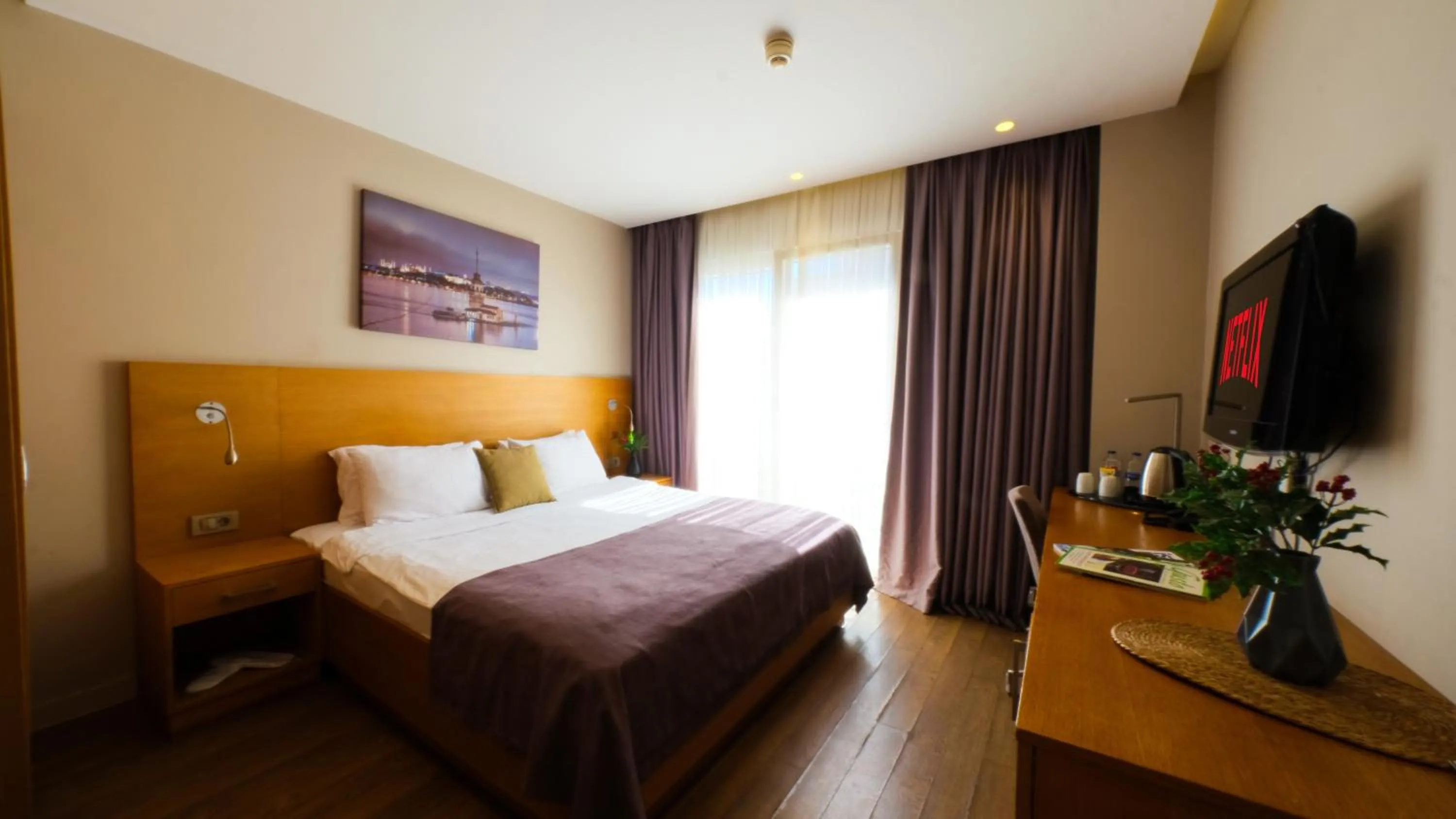 TV and multimedia, Bed in Endless Suites Taksim