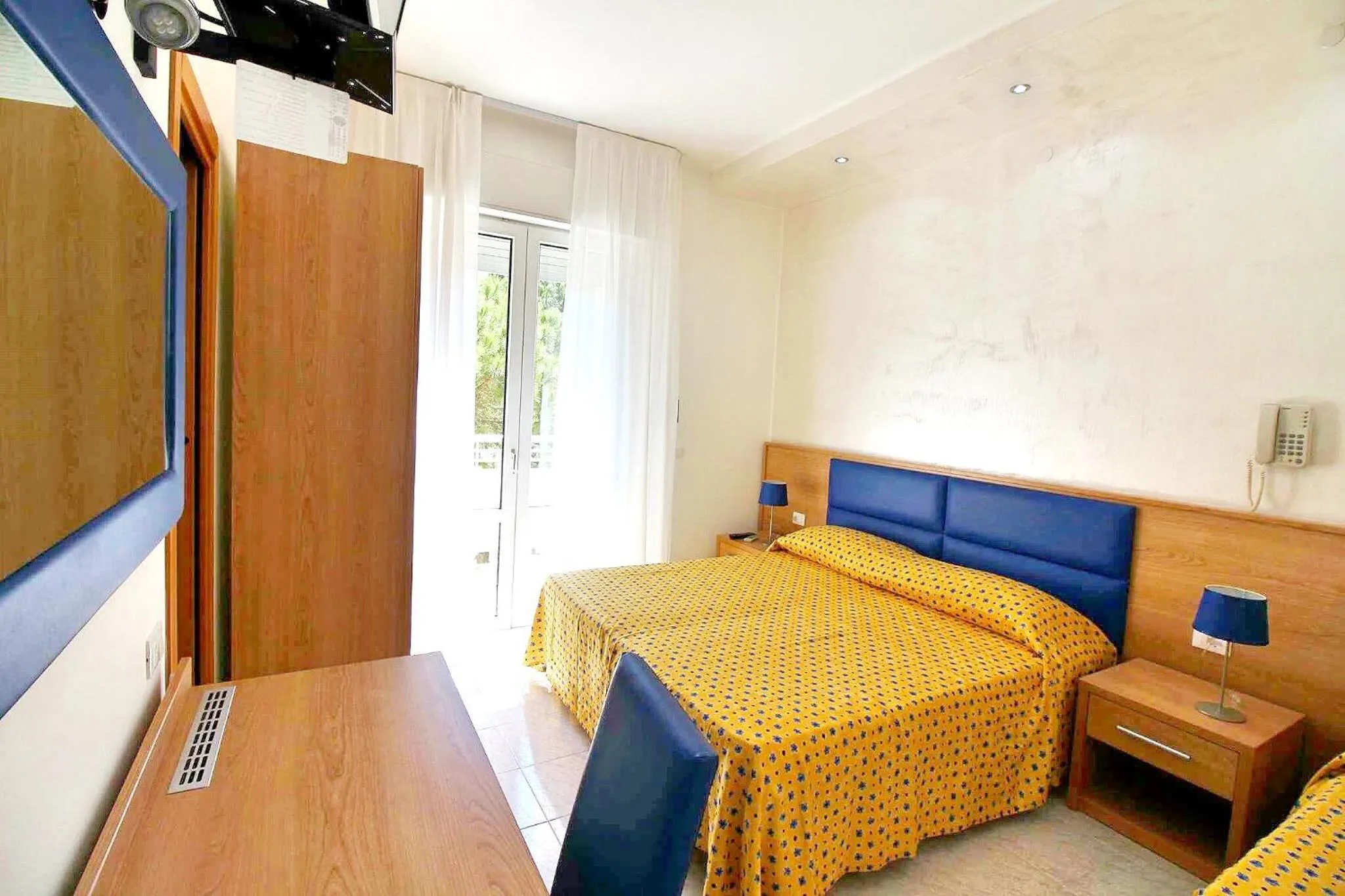 Day, Bed in Hotel Eraclea
