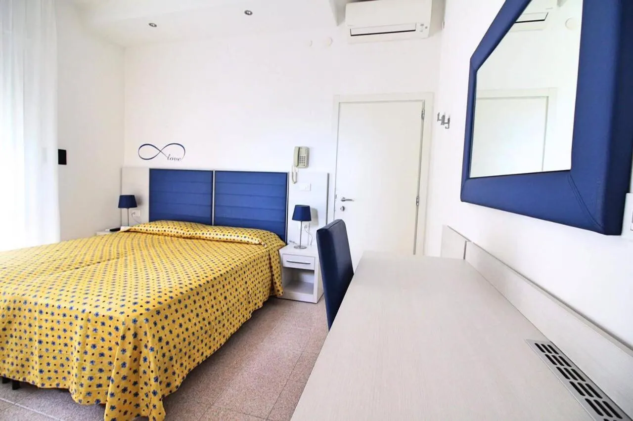 Bedroom, Bed in Hotel Eraclea