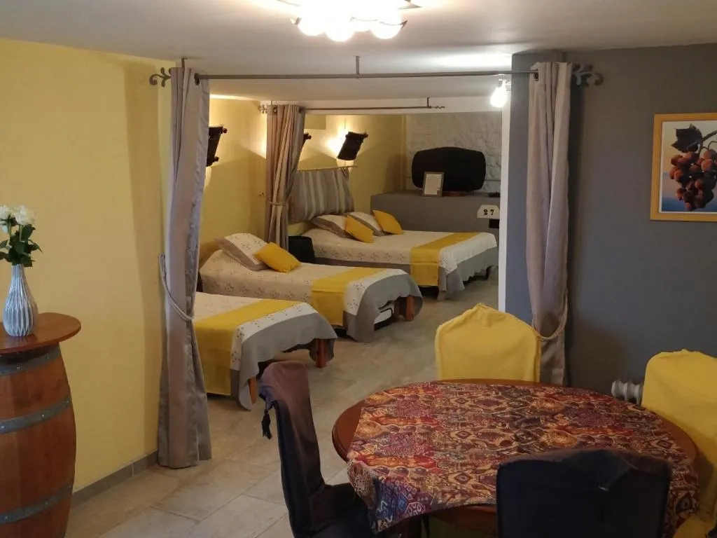 Bedroom, Bed in Le Logis du Livier