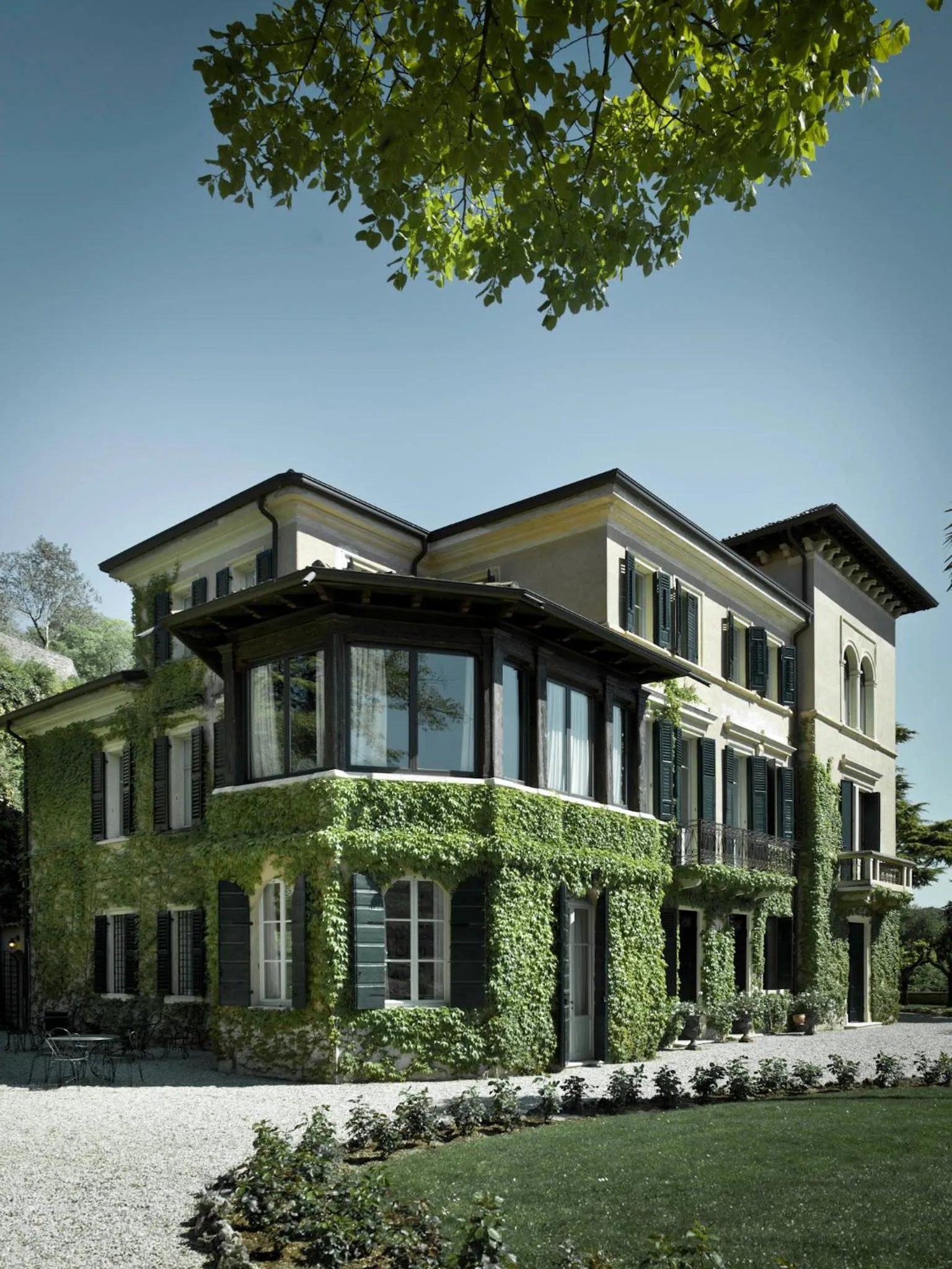 Deluxe One-Bedroom Apartment with Garden View in Residenza Borgo 27
