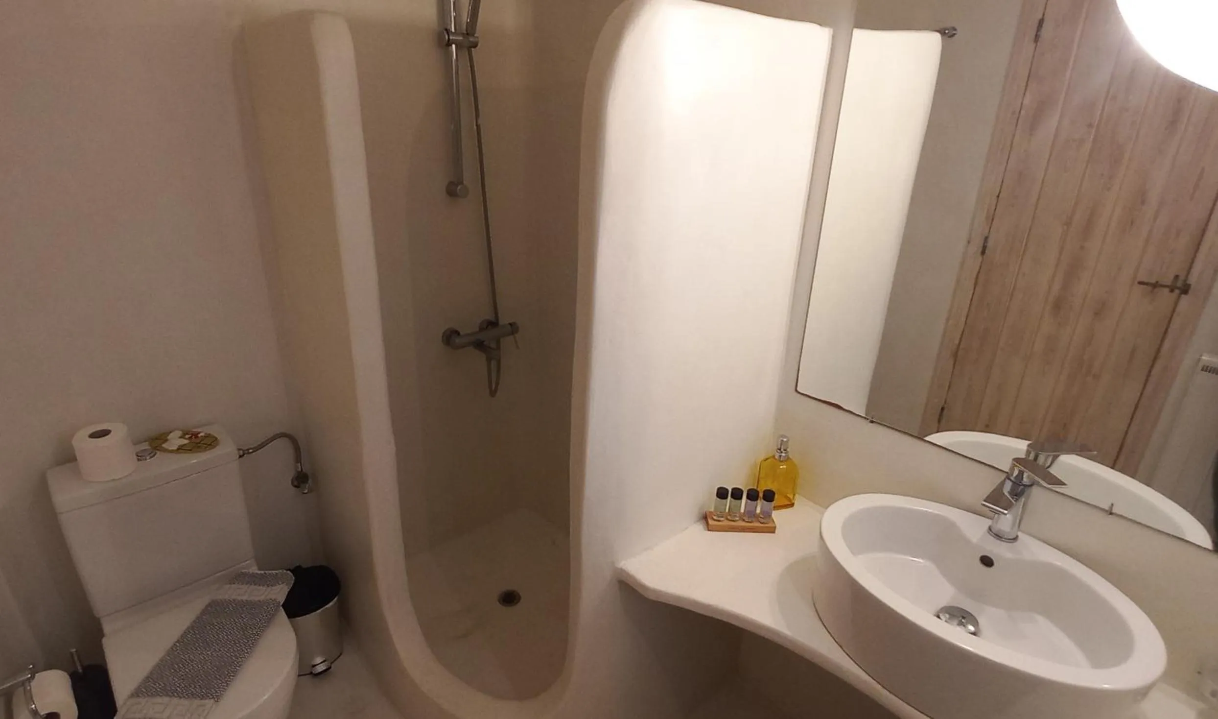 Bathroom in Villa Kisiris