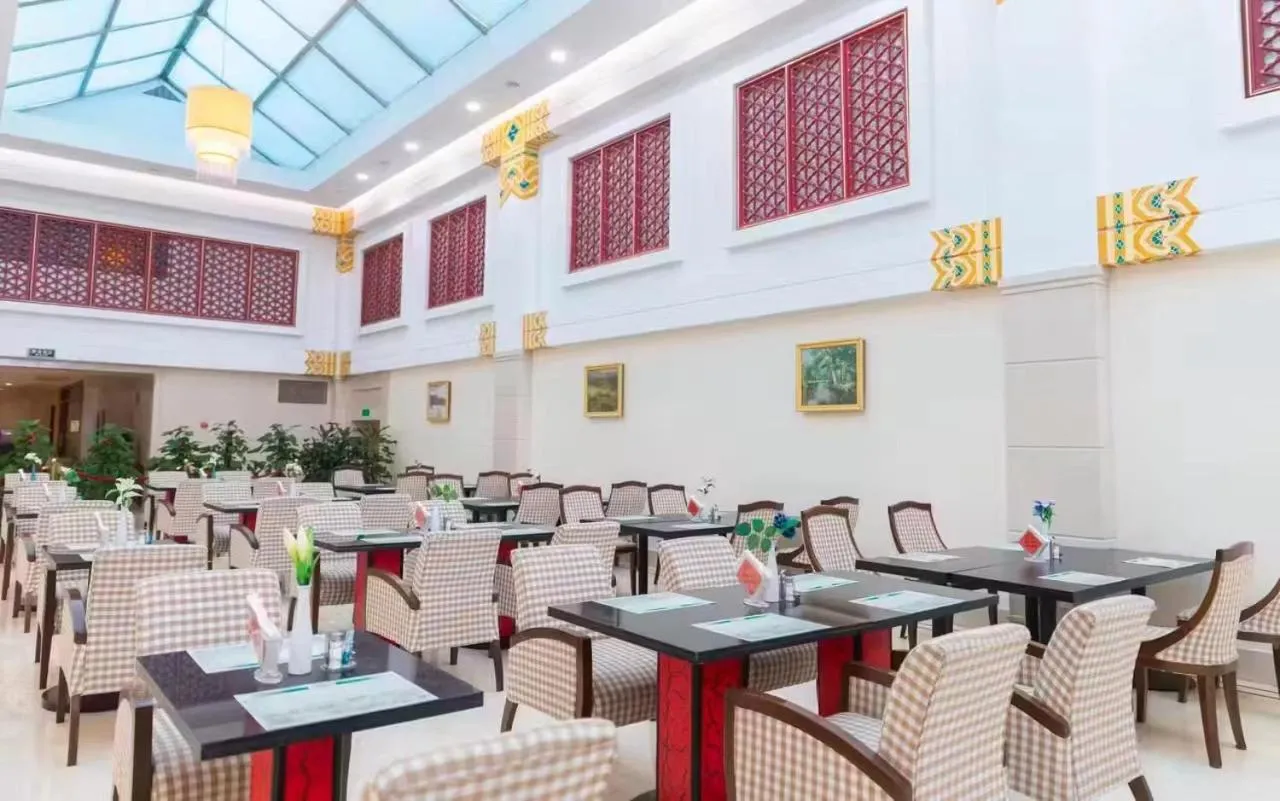 Restaurant/places to eat in Jade Garden Hotel