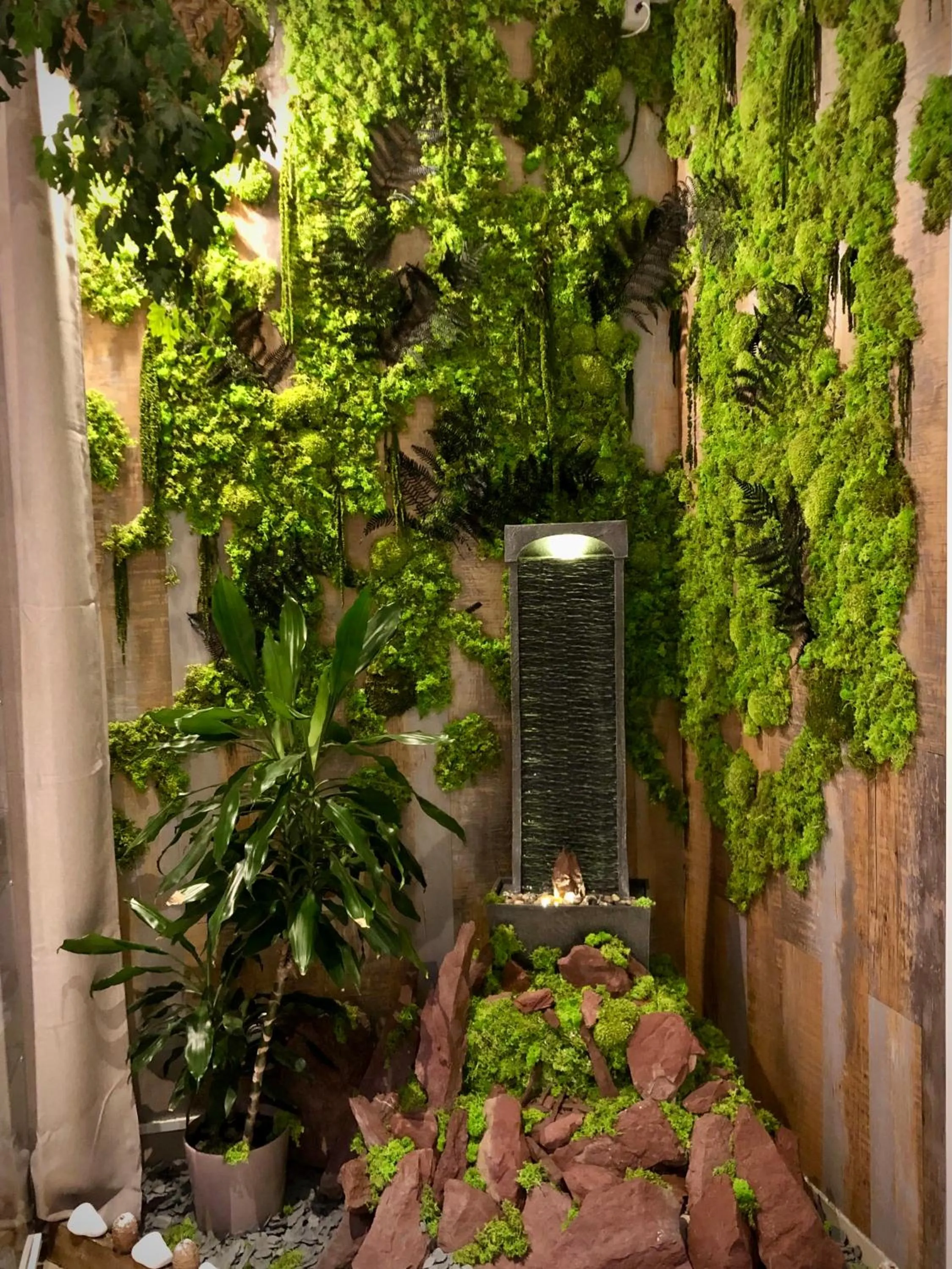 Lobby or reception in Adonis Valberg