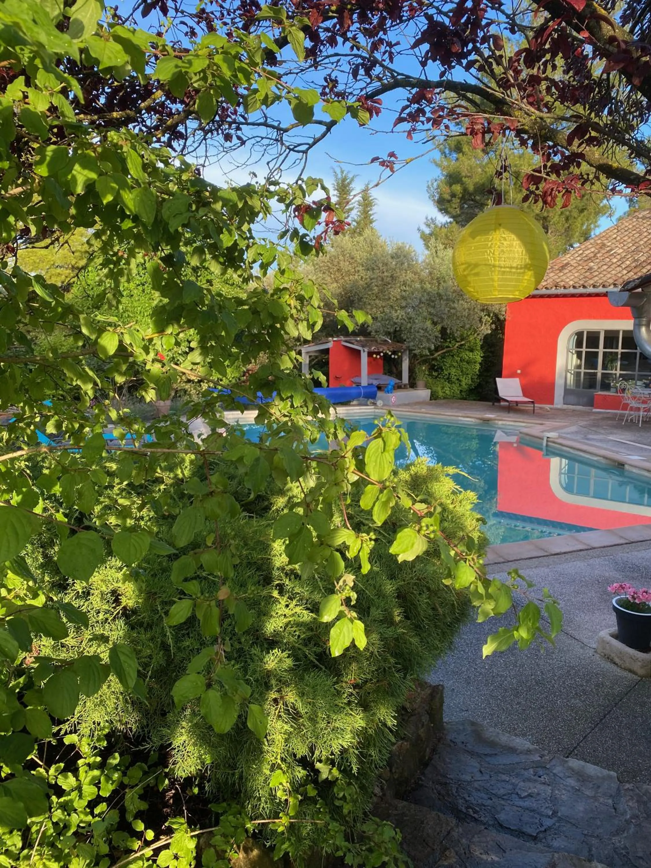 Swimming pool in Le mas de la diligence