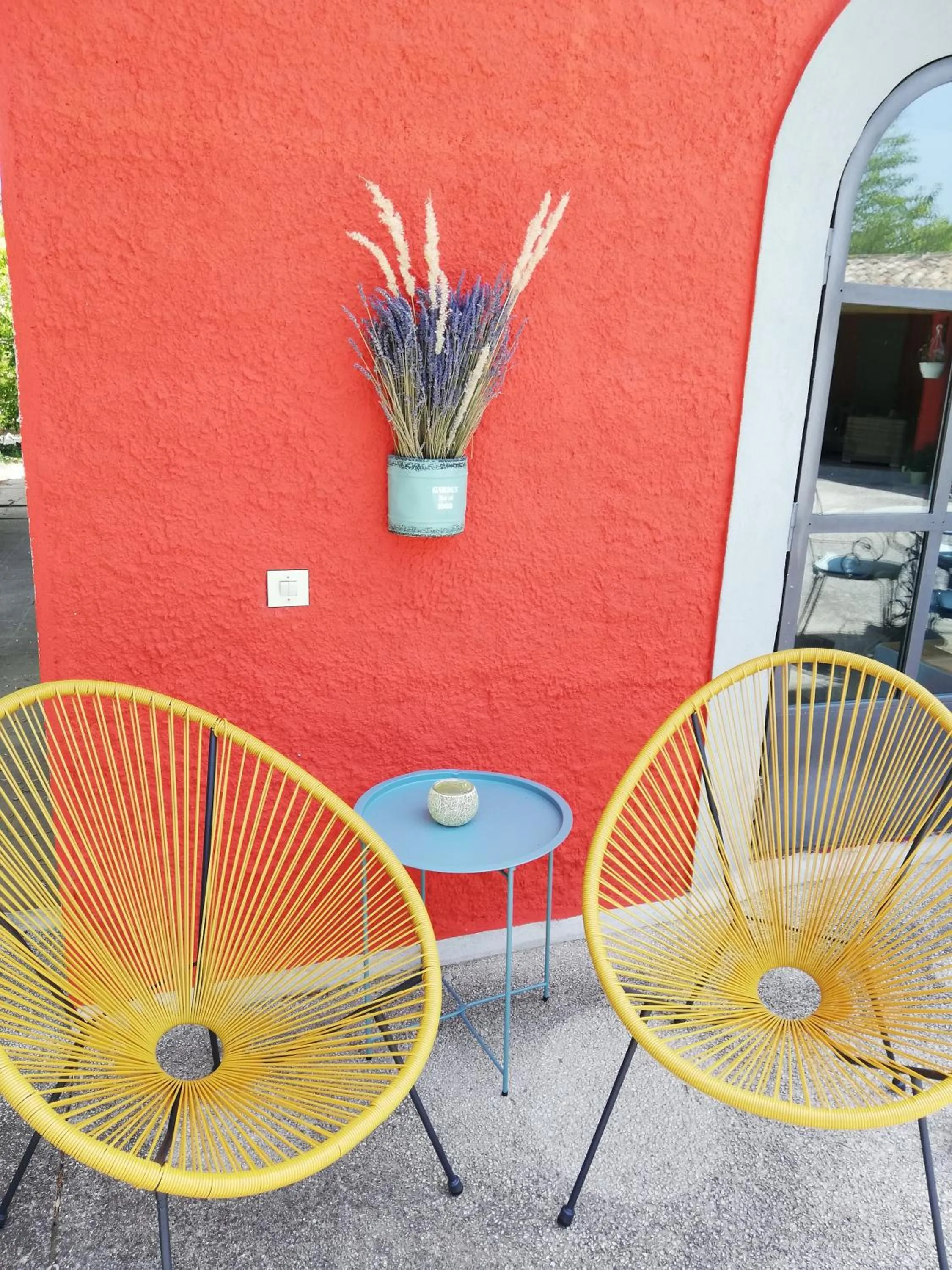 Decorative detail in Le mas de la diligence