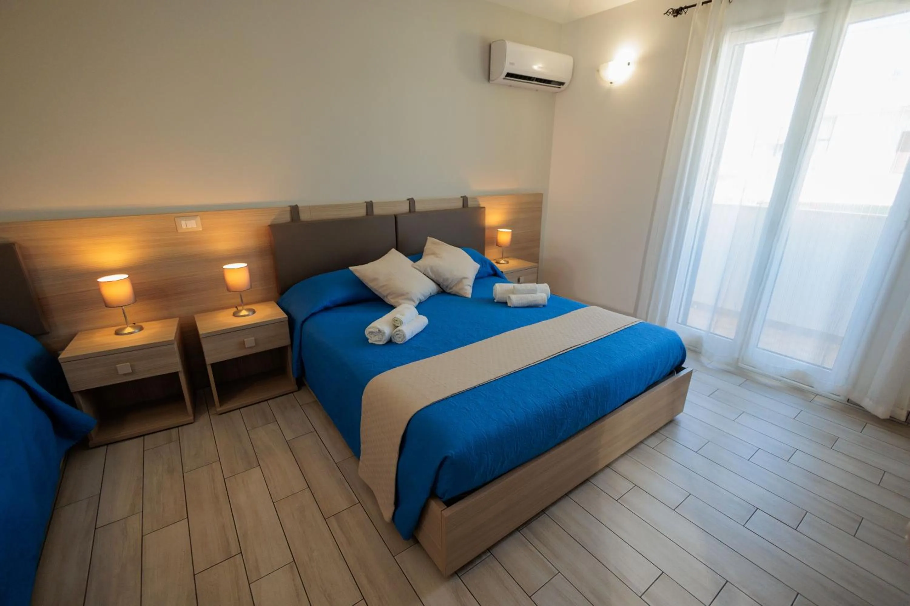 Photo of the whole room, Bed in Fuori Rotta