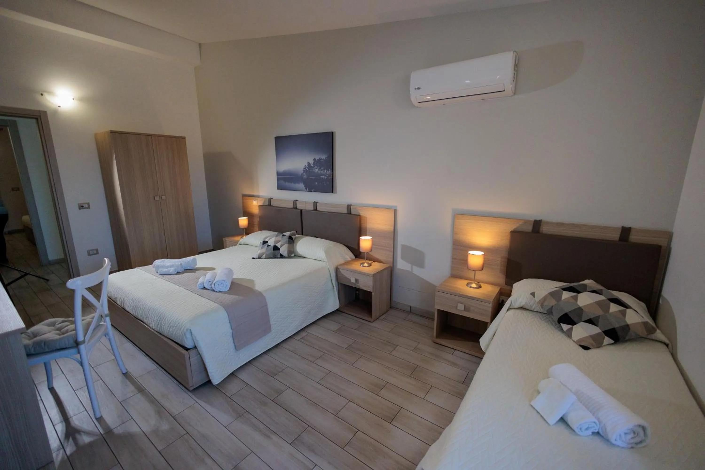 Photo of the whole room, Bed in Fuori Rotta