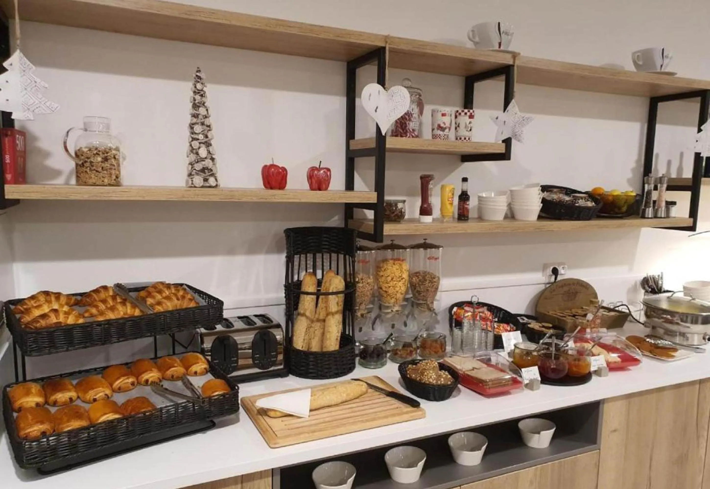 Buffet breakfast in B&B HOTEL Brumath Bernolsheim