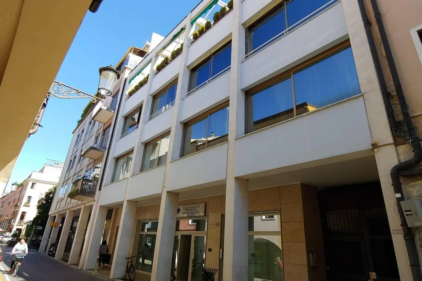 Property building in C-Apartment Zabarella terrace