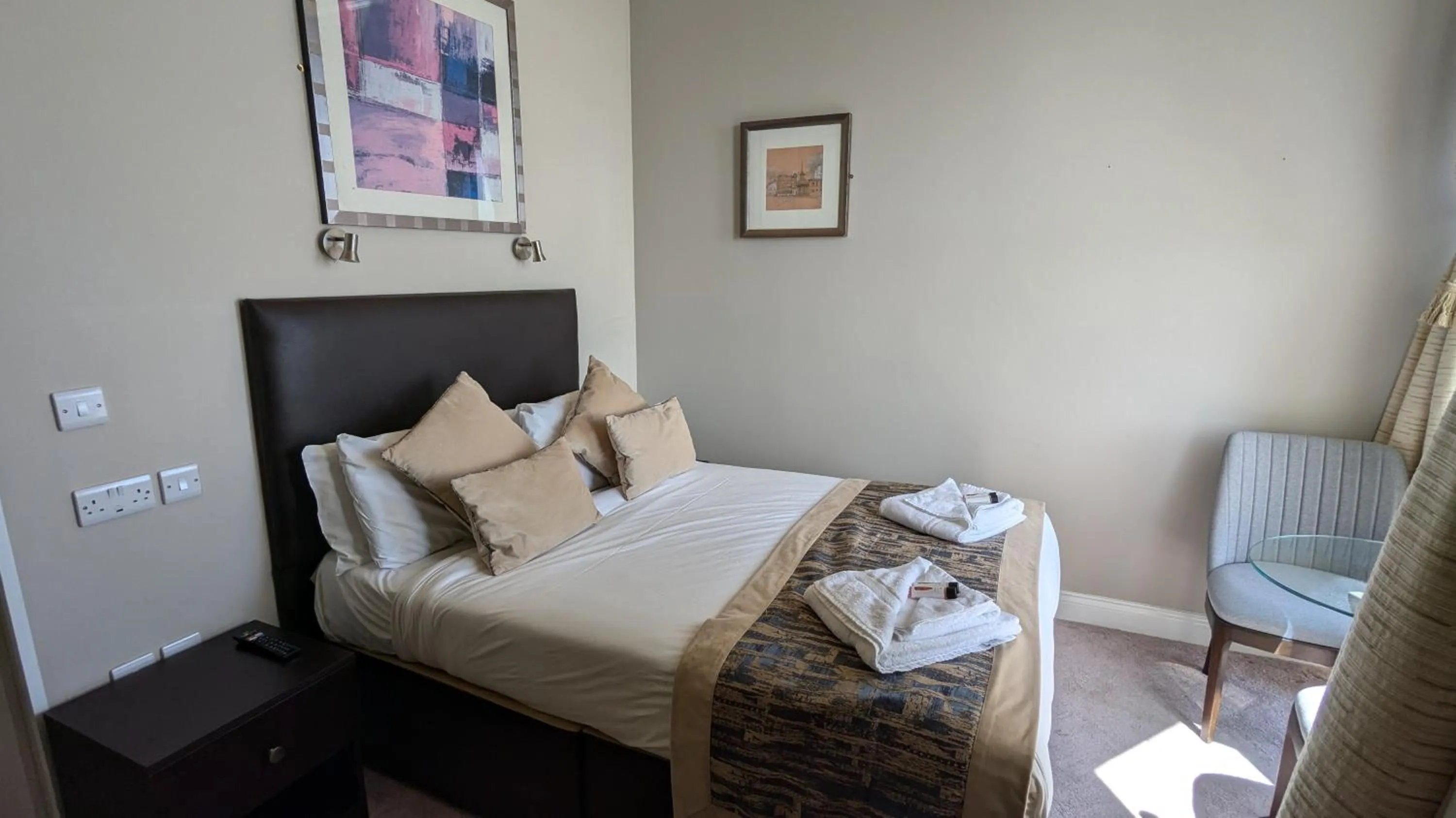 Bed in Alexandra Hotel