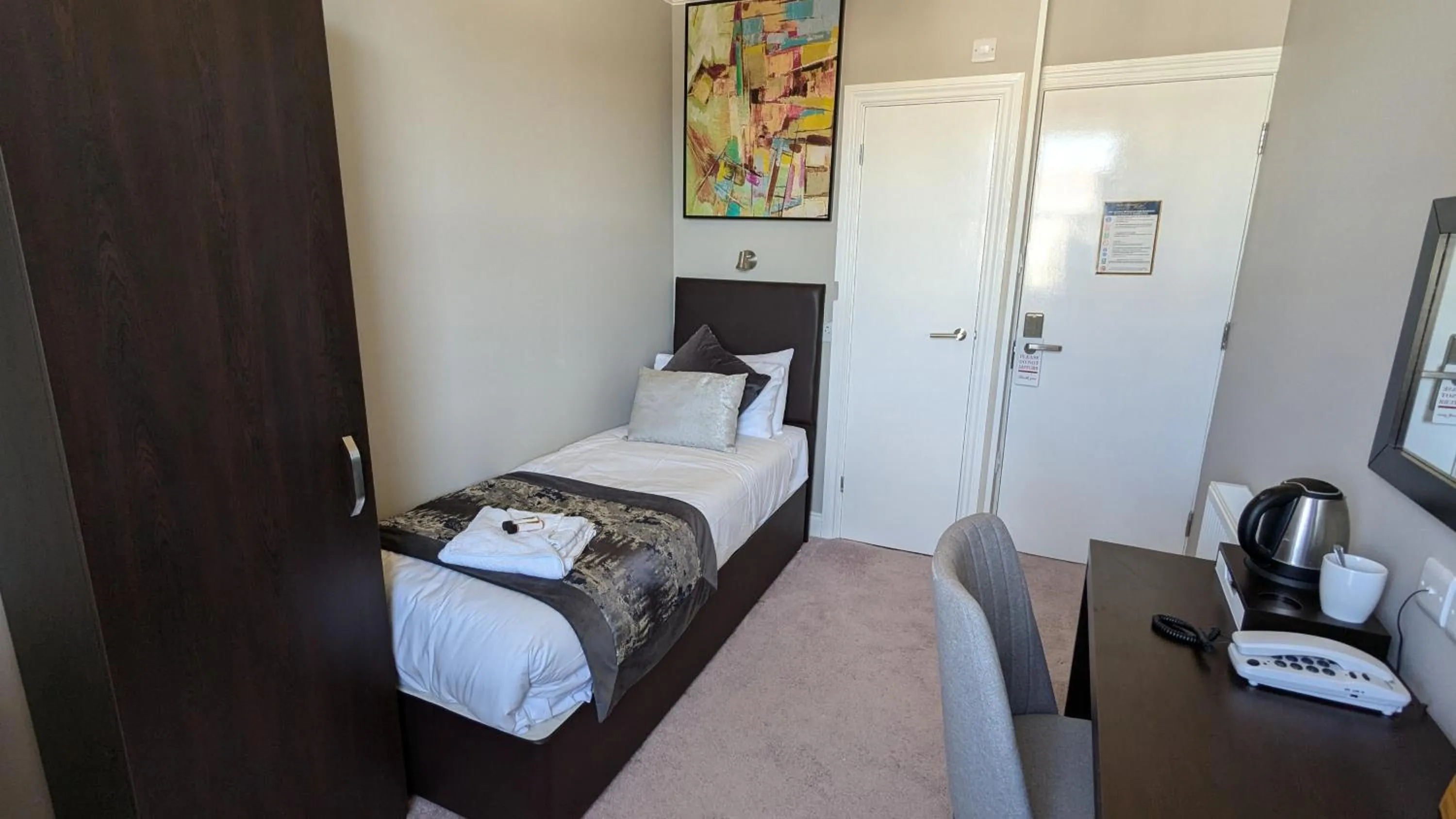 Bed in Alexandra Hotel