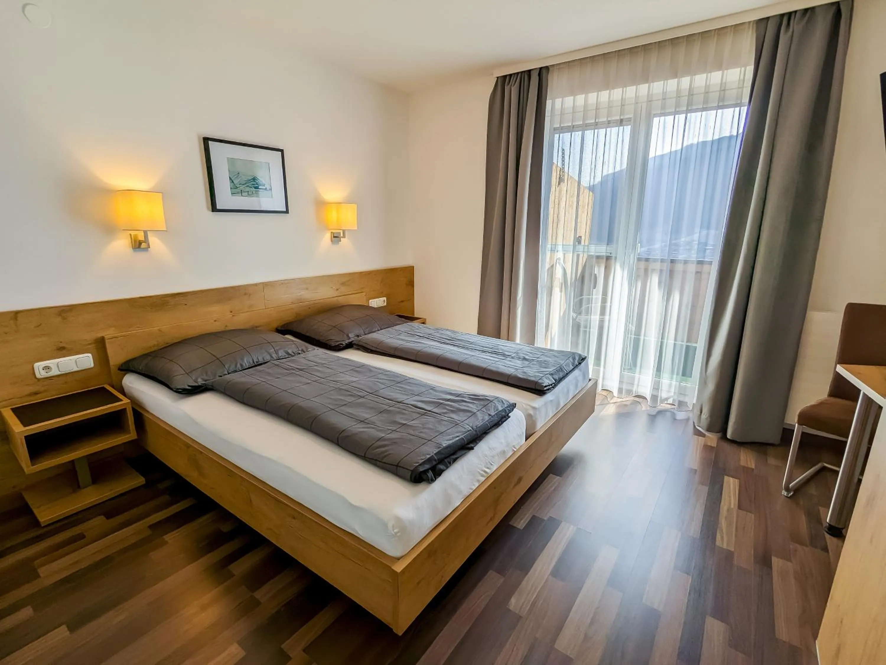 Photo of the whole room, Bed in Appartement Haus Talblick