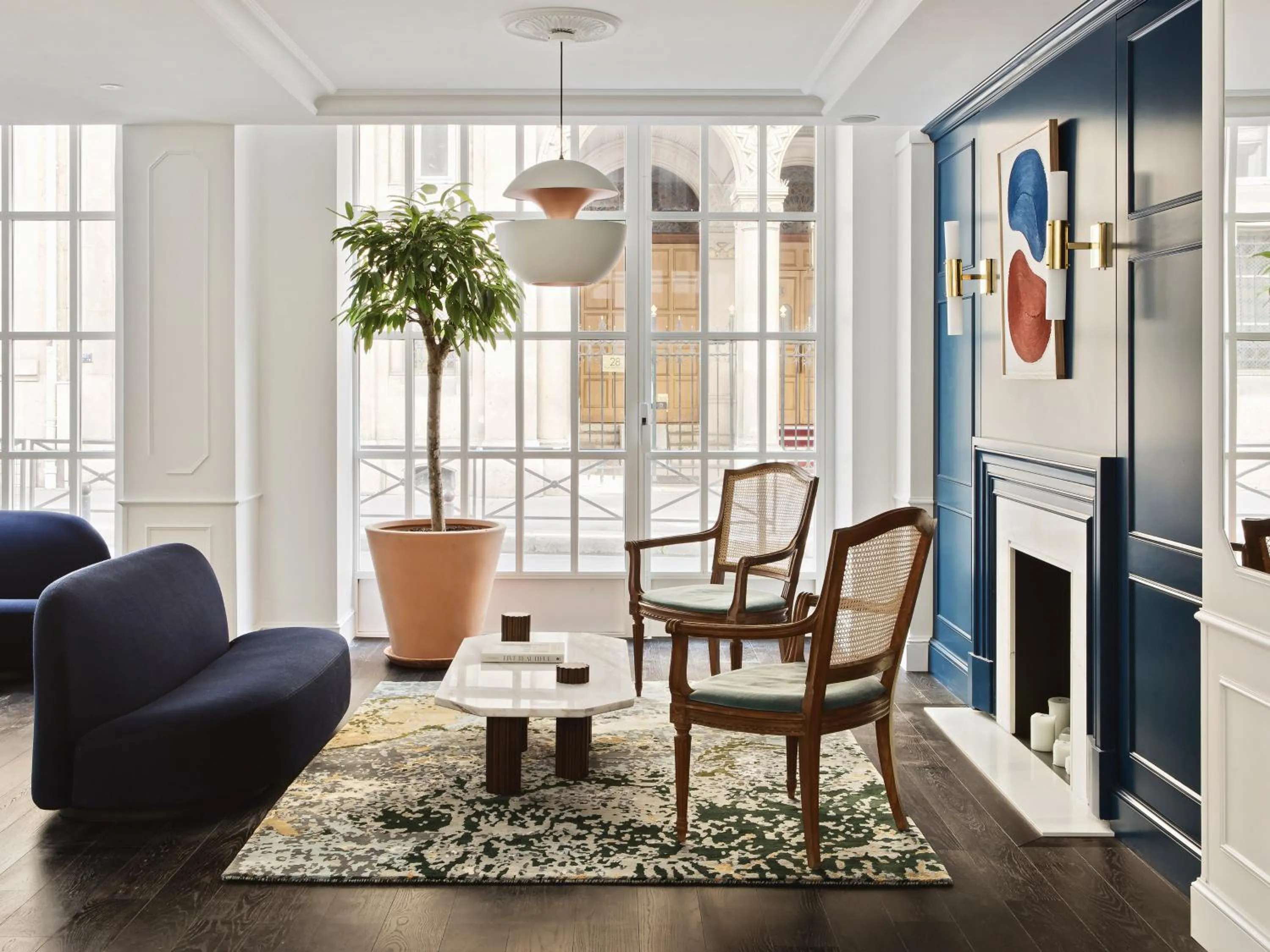 Living room in New Hotel Lafayette