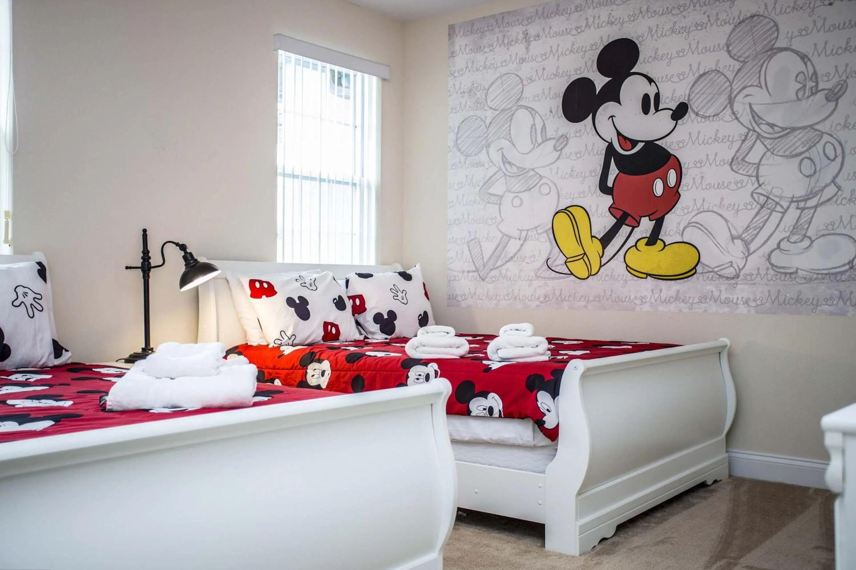 Fabulous Home w/ Pool Close To Disney 146