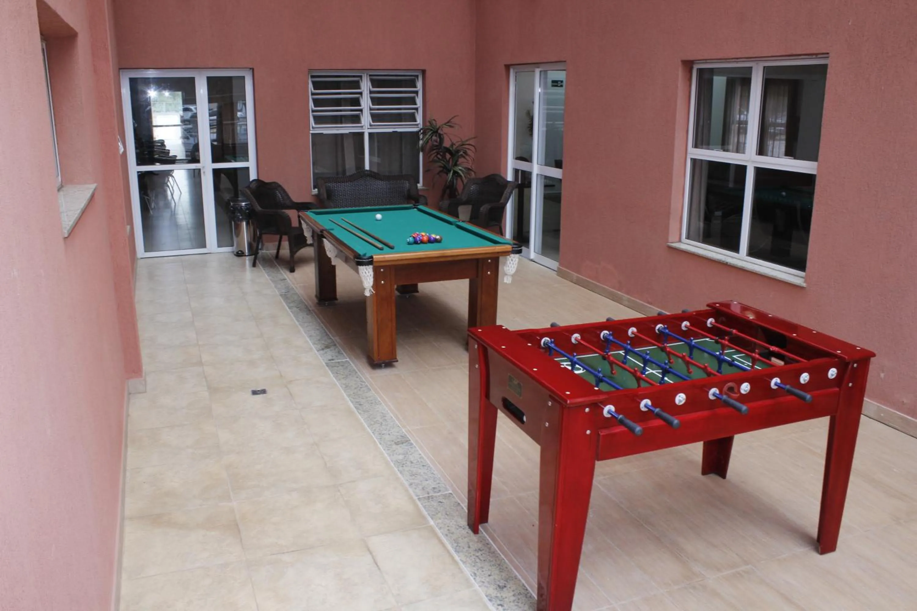 Billiard in The Hill Hotéis Executive