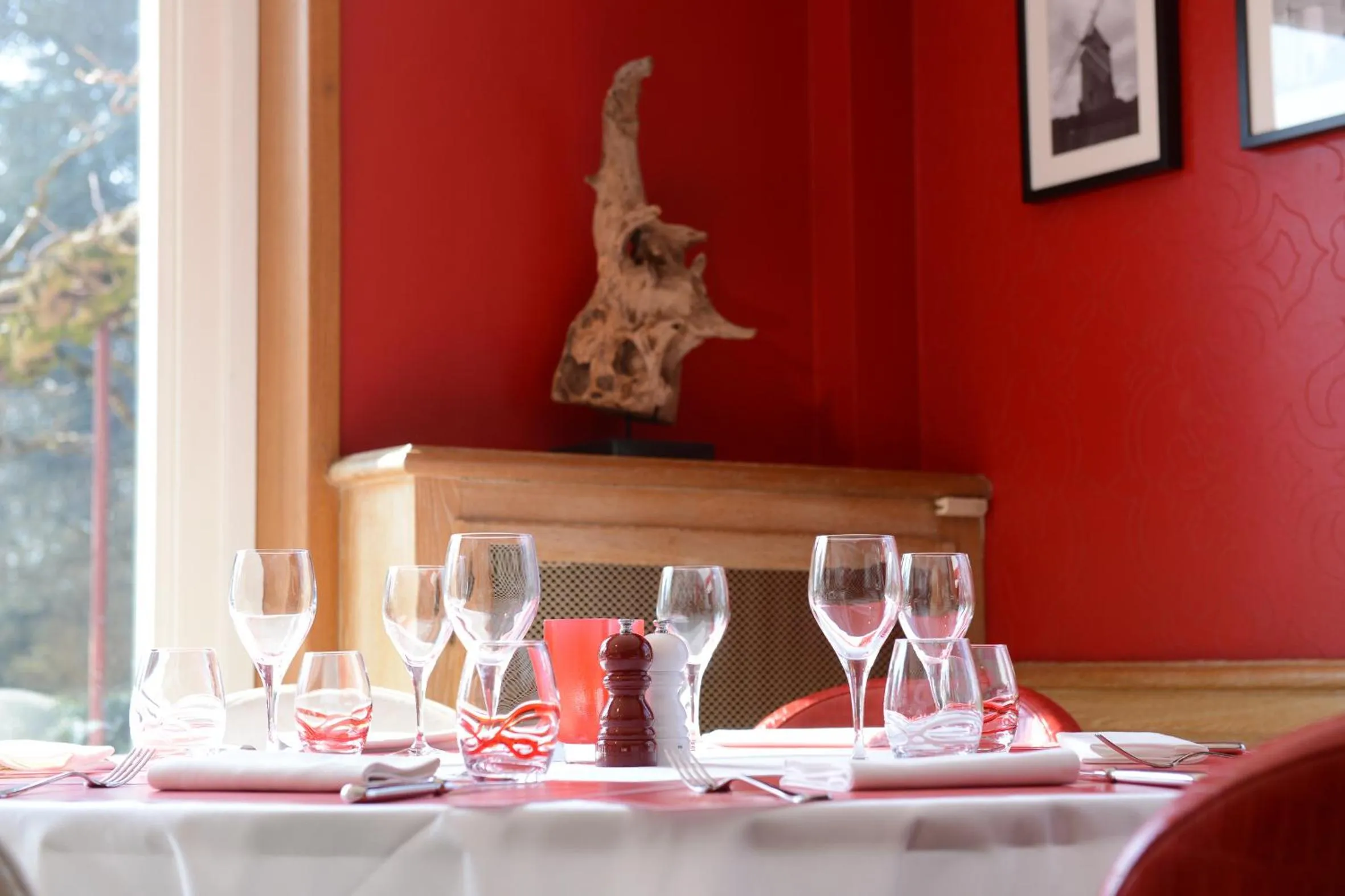 Restaurant/places to eat in Les Maritonnes Parc & Vignoble