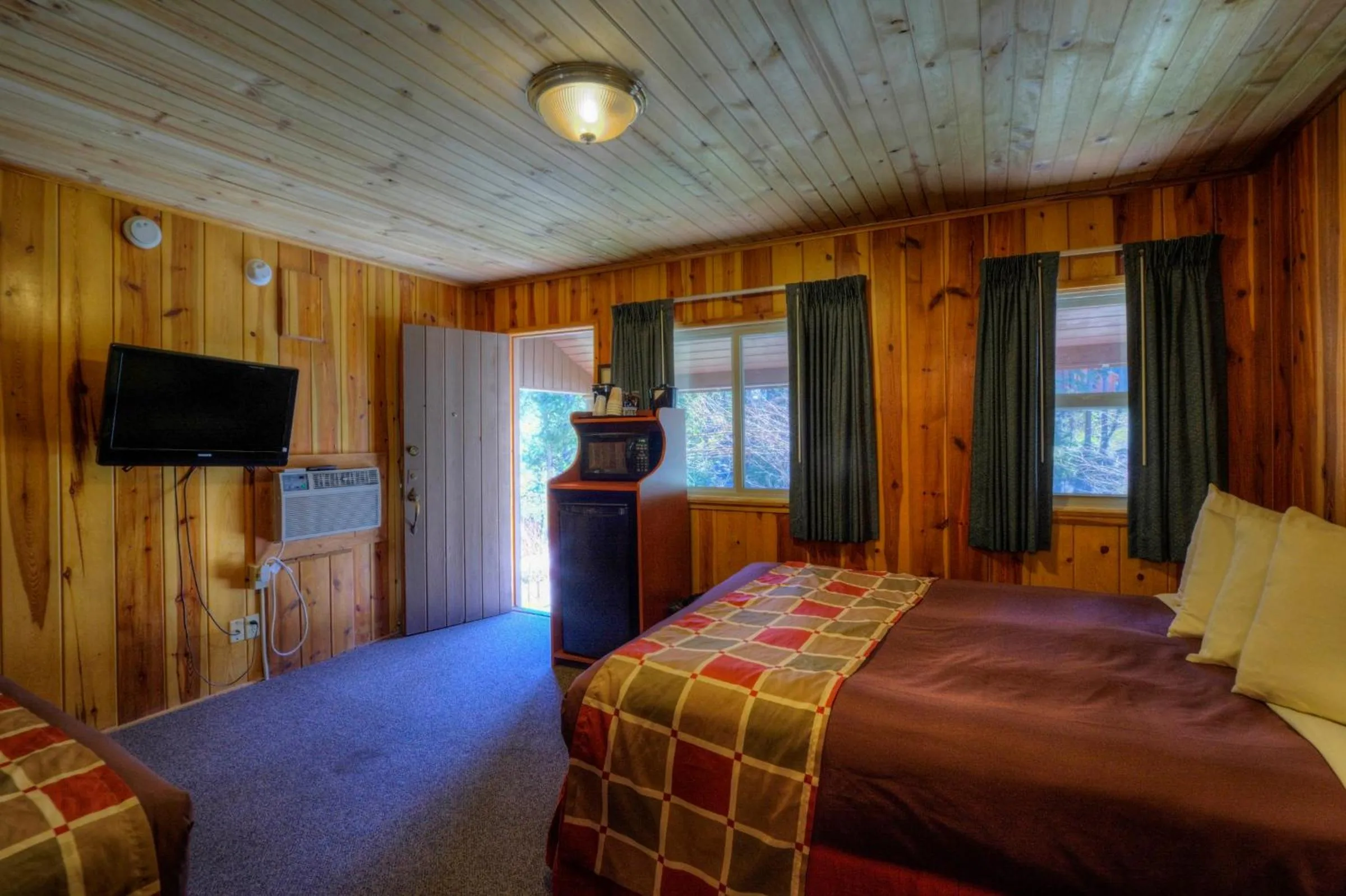 Bed in Powder House Lodge