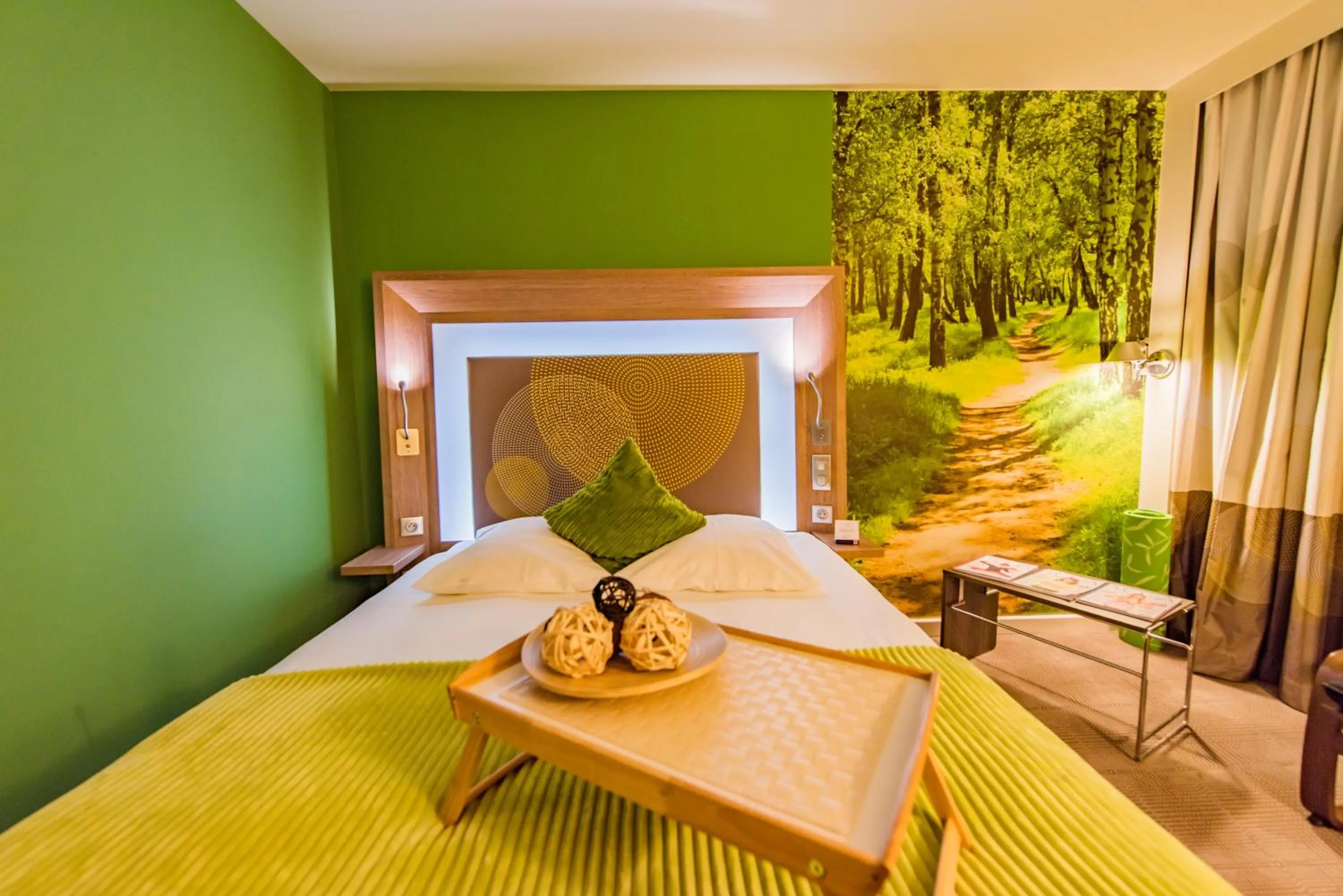 Bed in Novotel Lodz Centrum