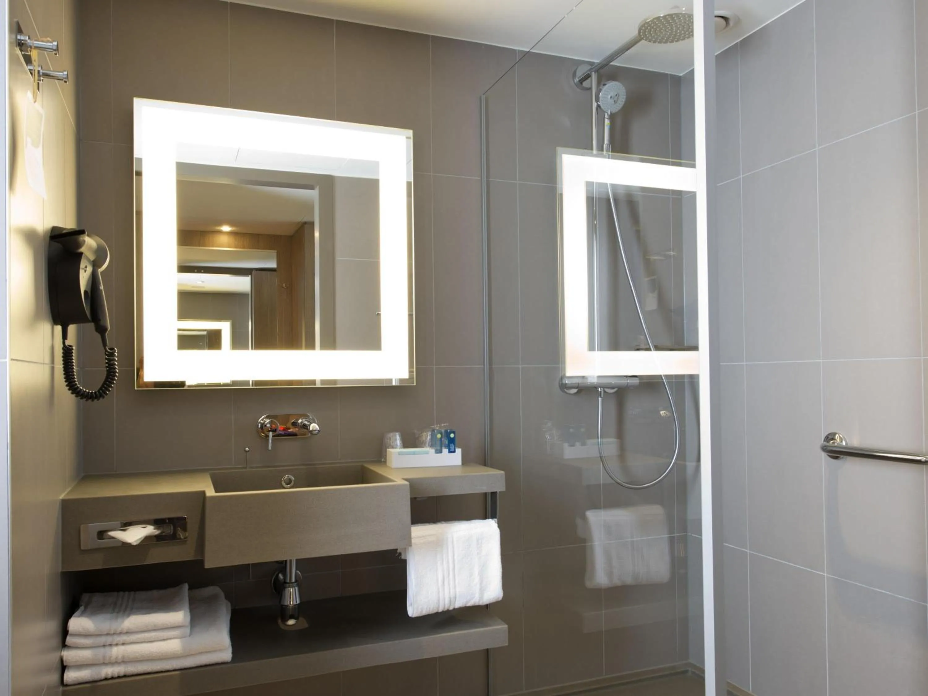 Bedroom in Novotel Lodz Centrum