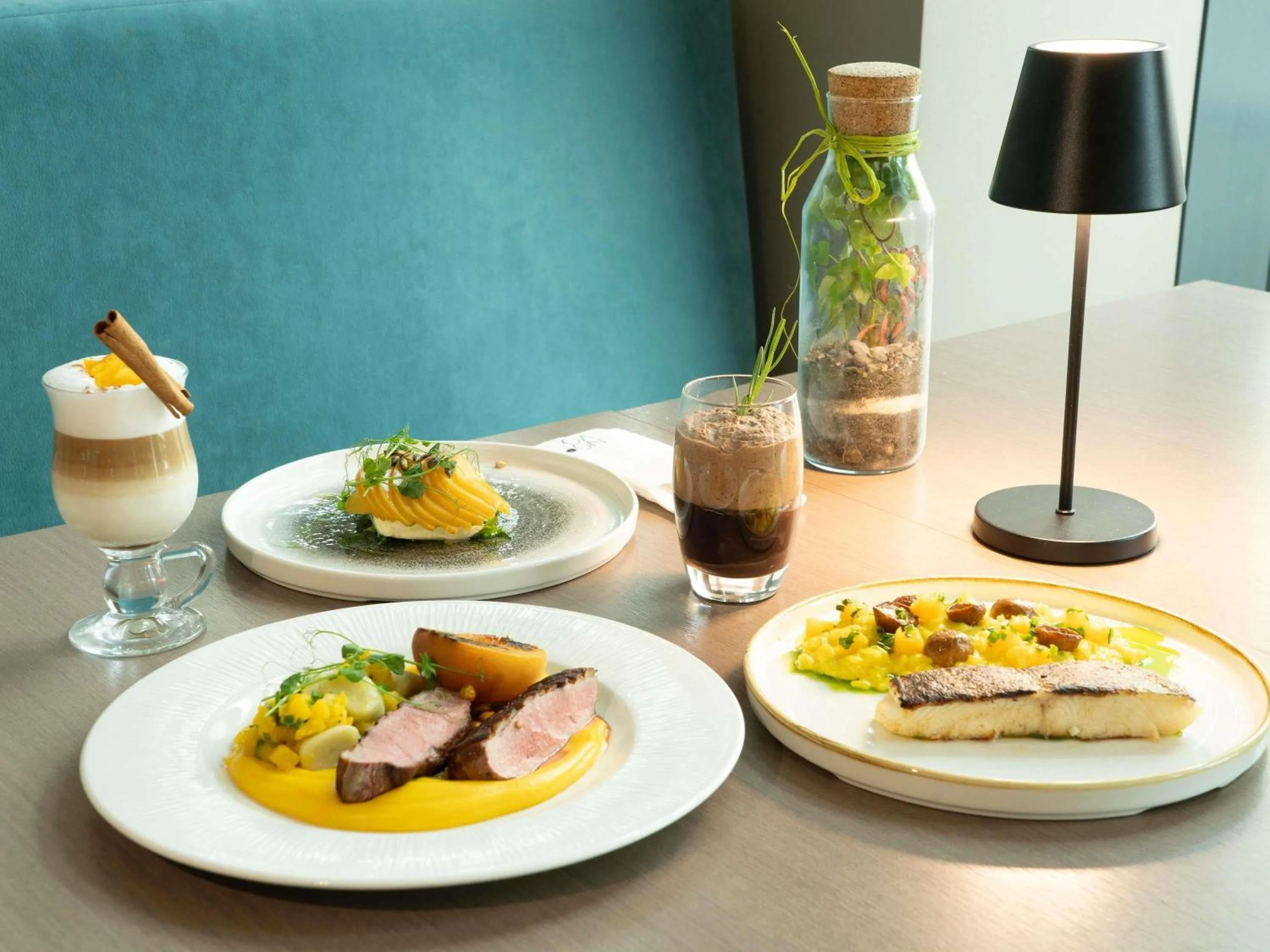 Restaurant/places to eat in Novotel Lodz Centrum