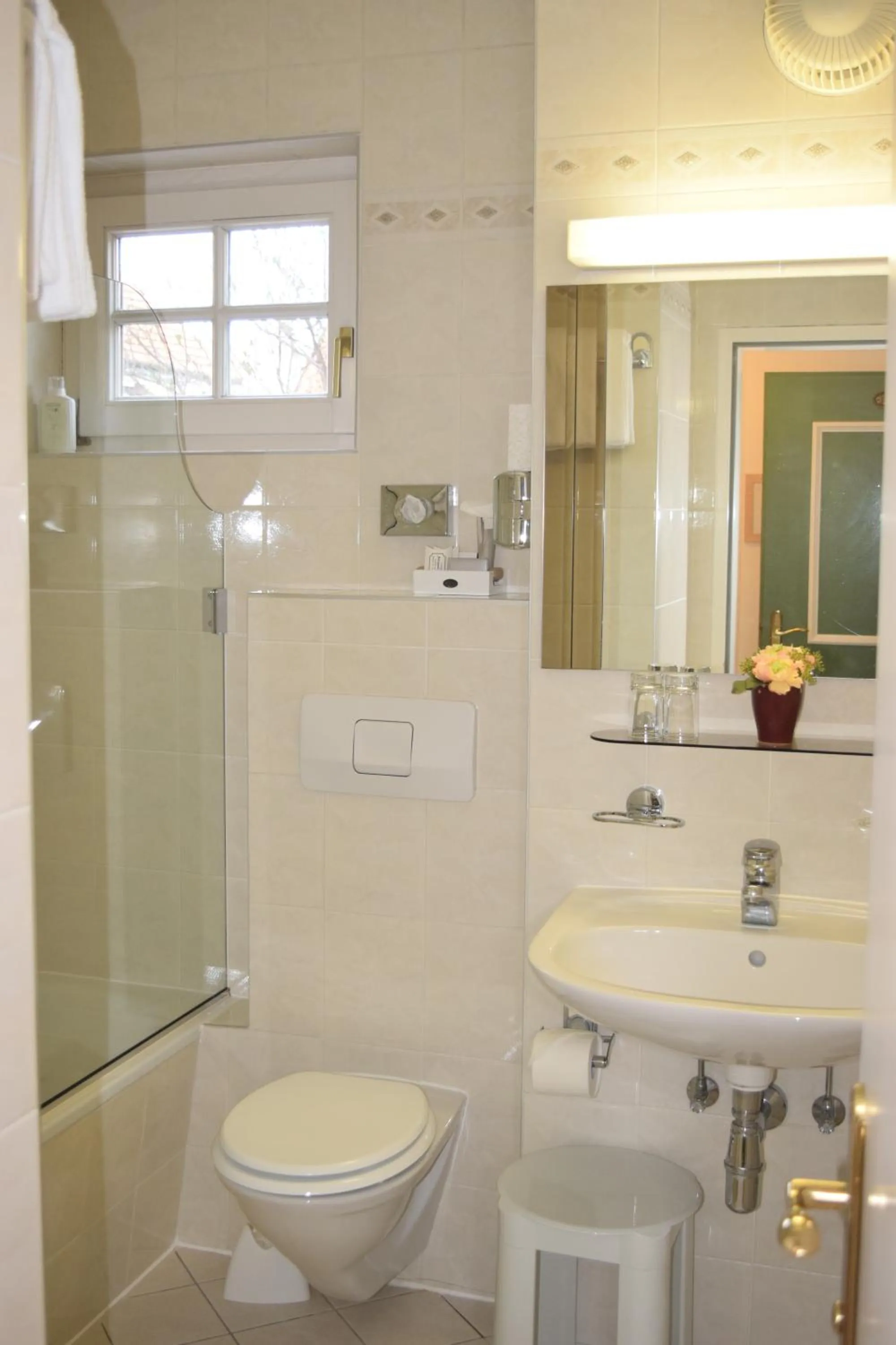 Bathroom in Hotel Landhaus Fuhrgassl-Huber